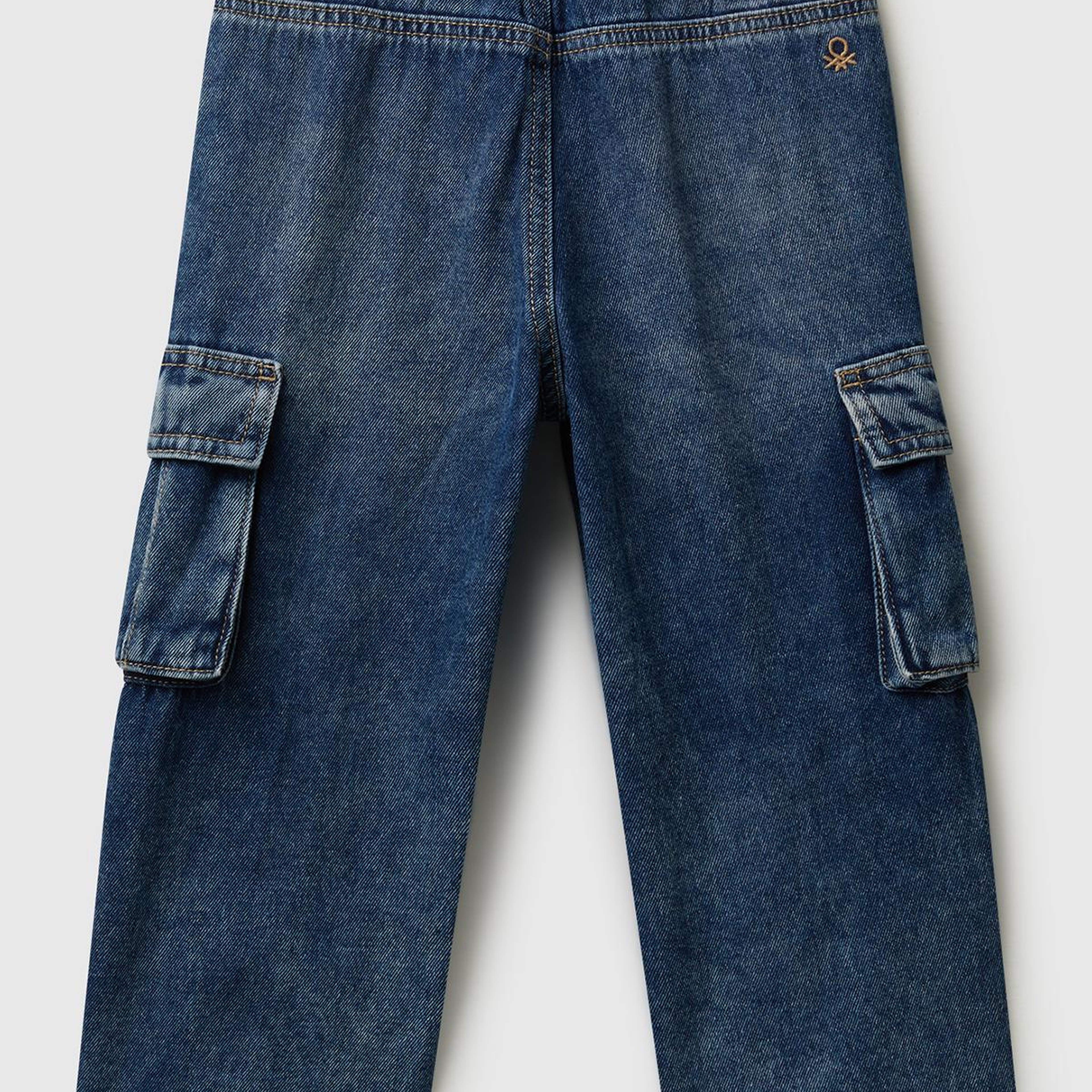 Erkek Çocuk Koyu Mavi Arkası Logo Detaylı Yan Cepli Büzgü İpli Denim Pantolon