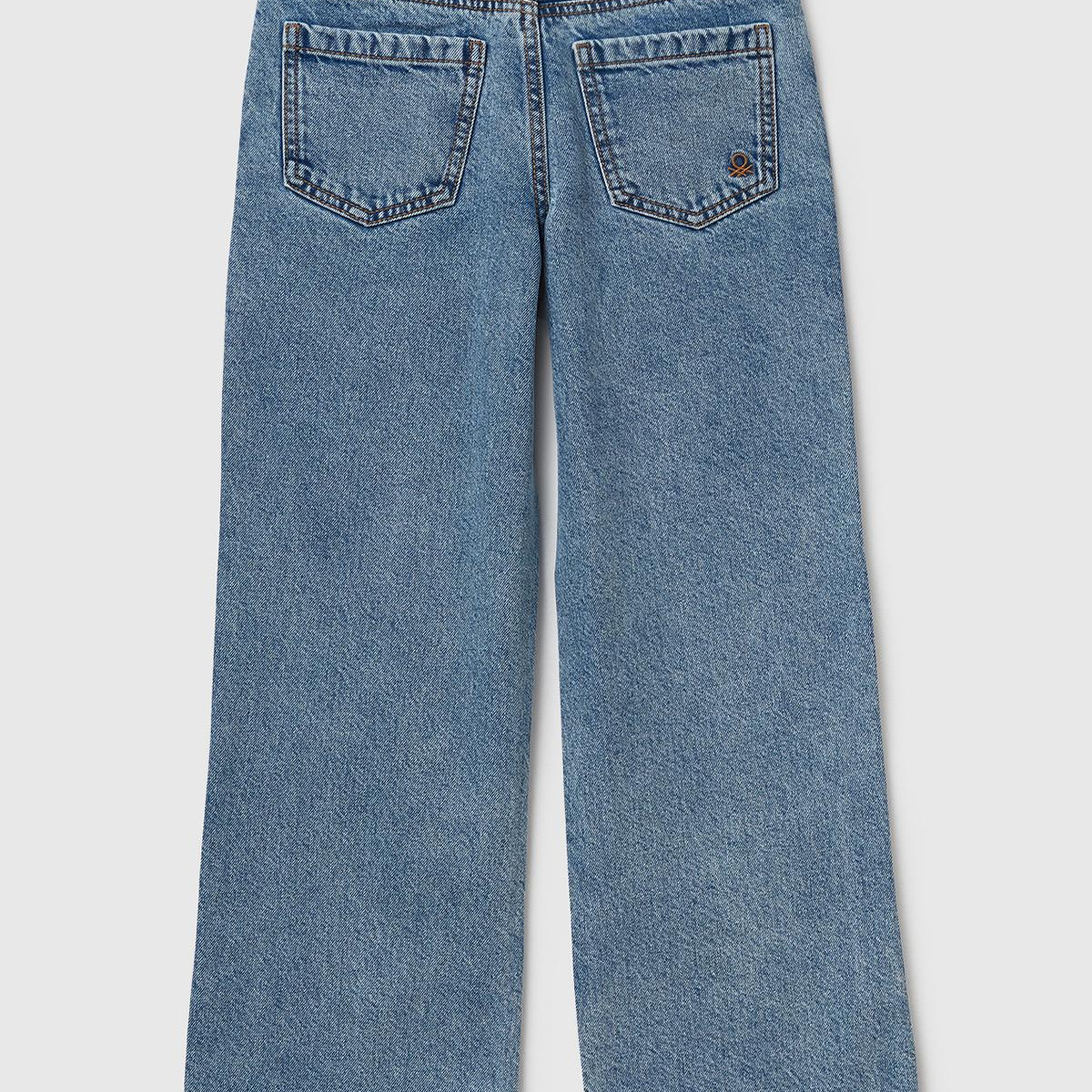Kız Çocuk Açık Mavi Önü Kristal Aplikeli Taş Yıkama Straight Fit Denim Pantolon