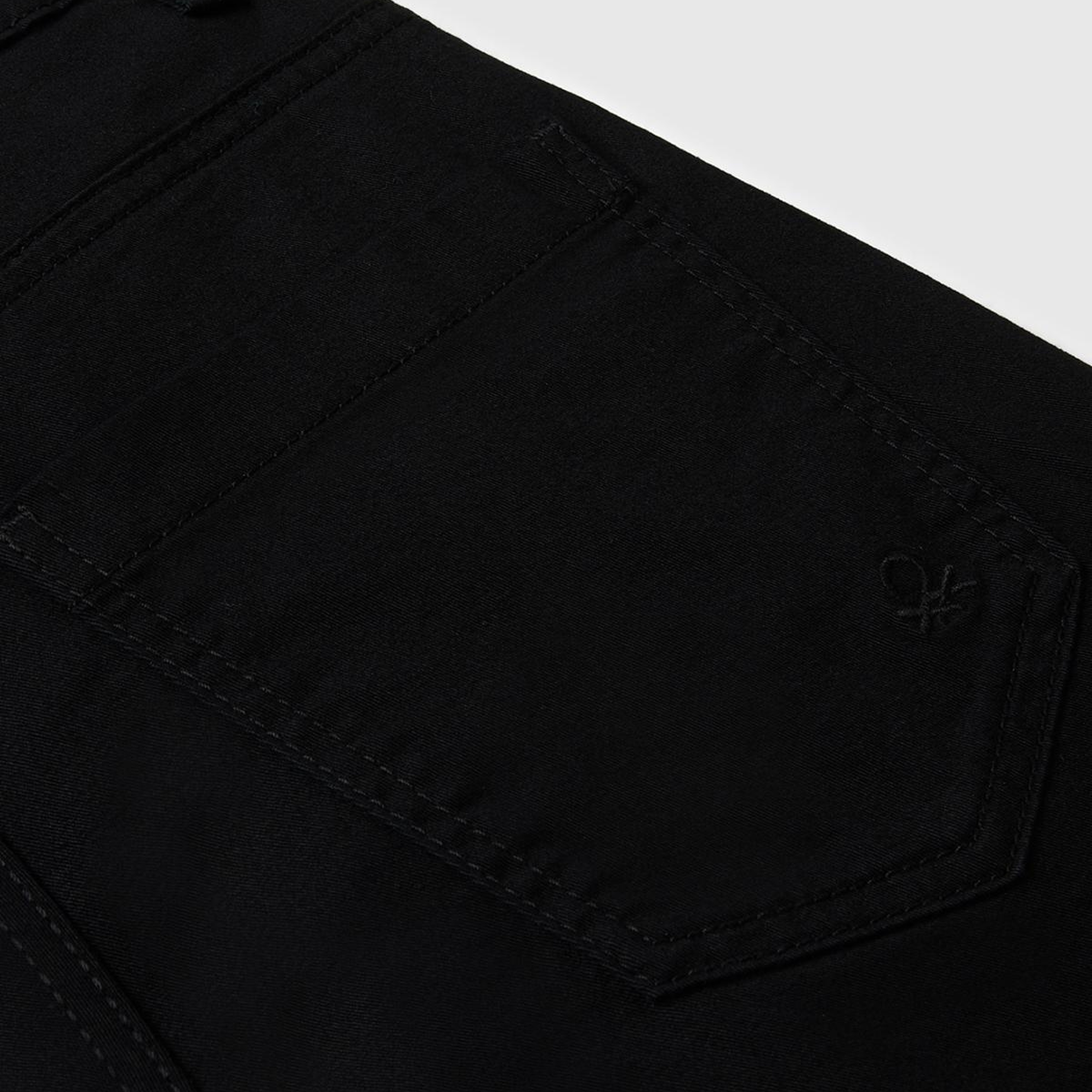 Erkek Çocuk Siyah Düğmeli Fermuarlı Slim Fit Pantolon