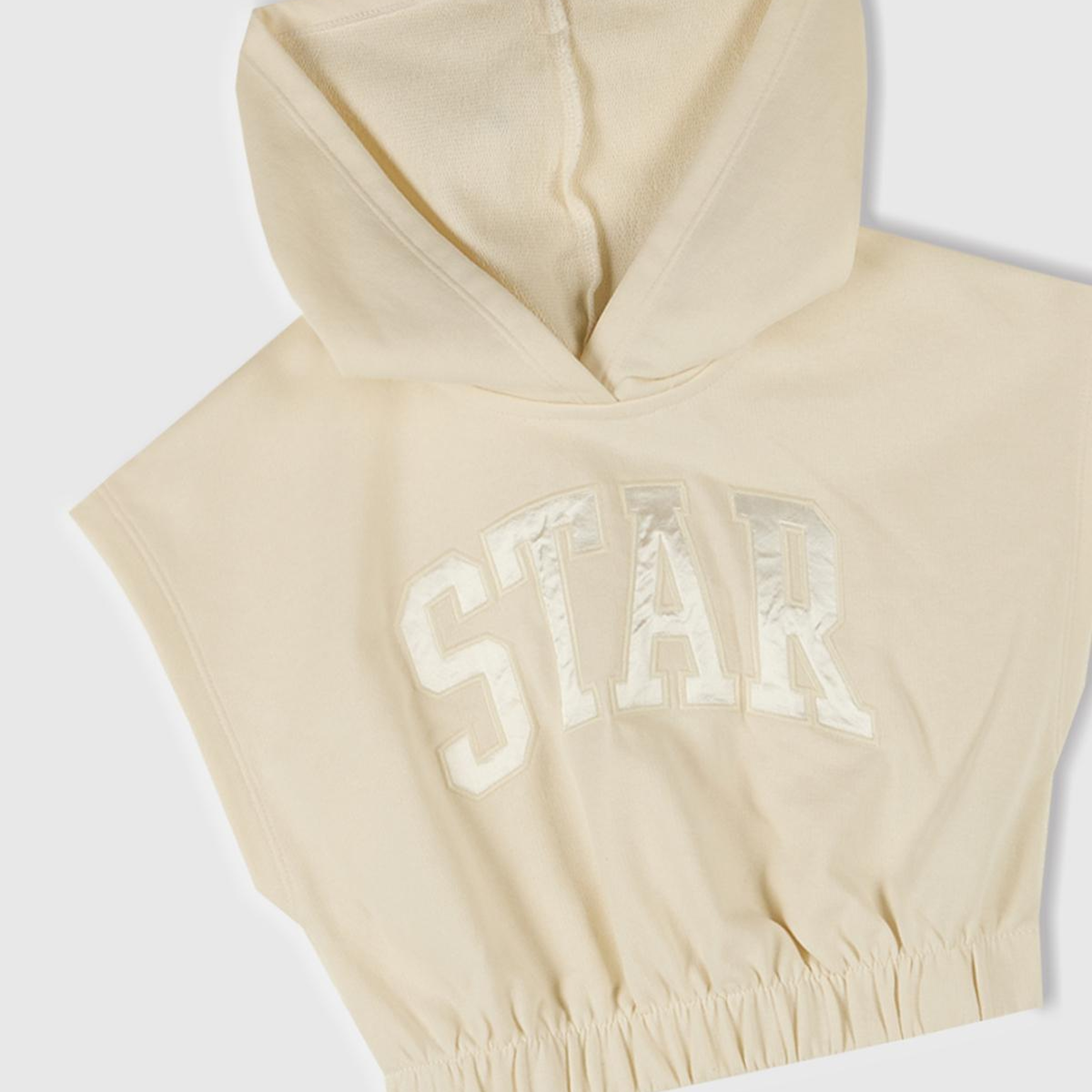 Kız Çocuk Ekru Önü Aplikeli Nakış Detaylı Kolsuz Kapüşonlu Sweatshirt