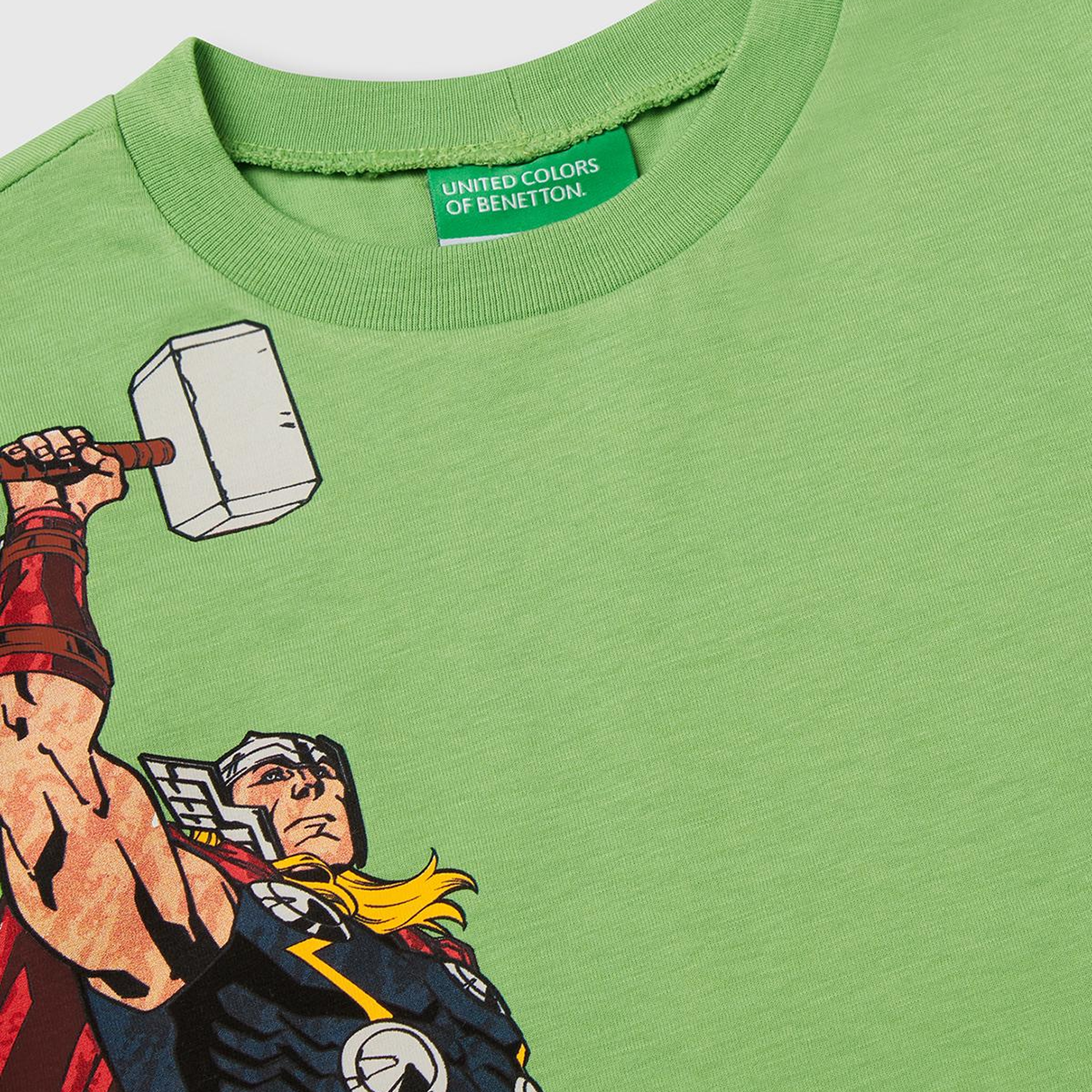 Erkek Çocuk Fıstık Yeşili Marvel Kahraman Baskılı Logo Etiketli T-Shirt