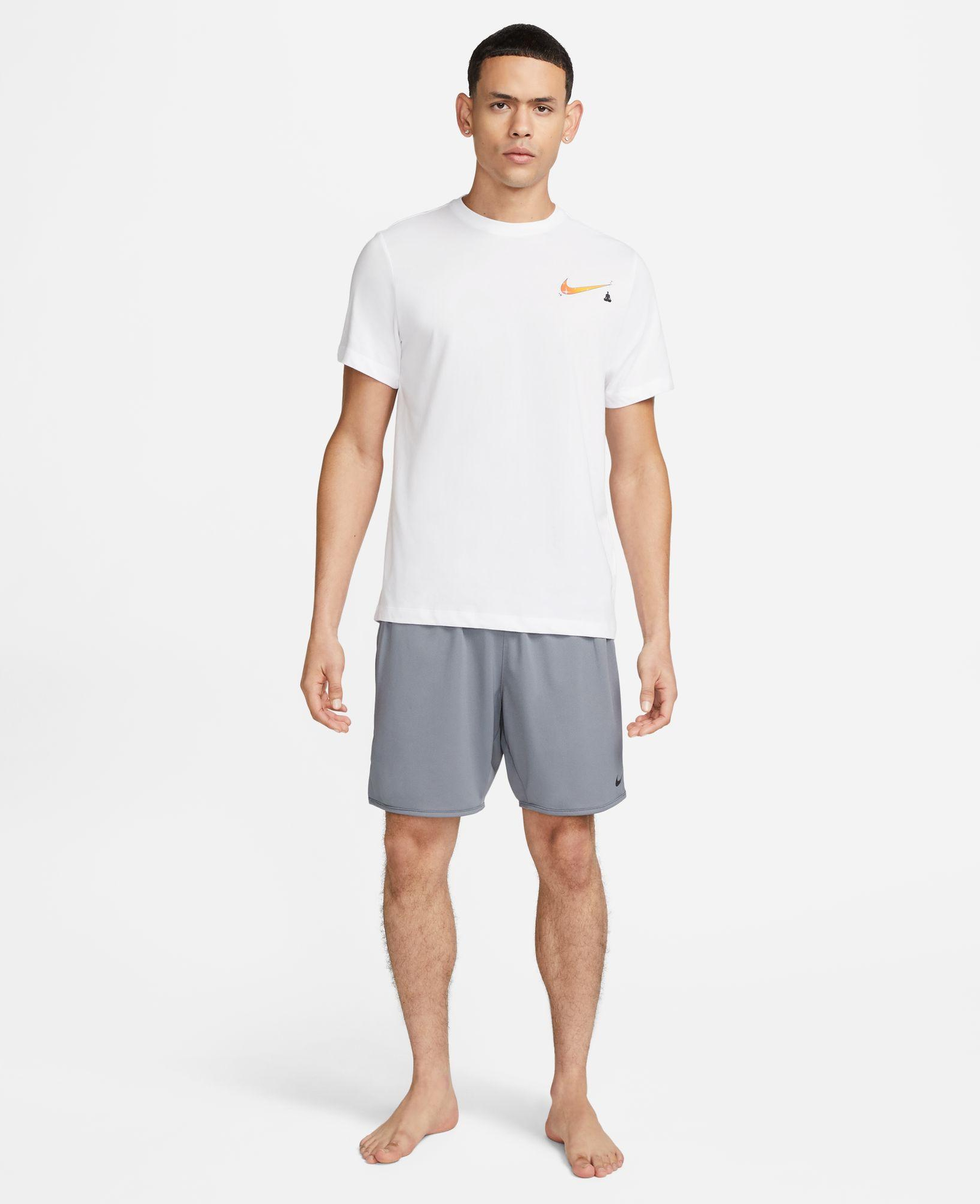 Nike Dri-Fit Totality Knit 18cm Unlined Erkek Gri Şort