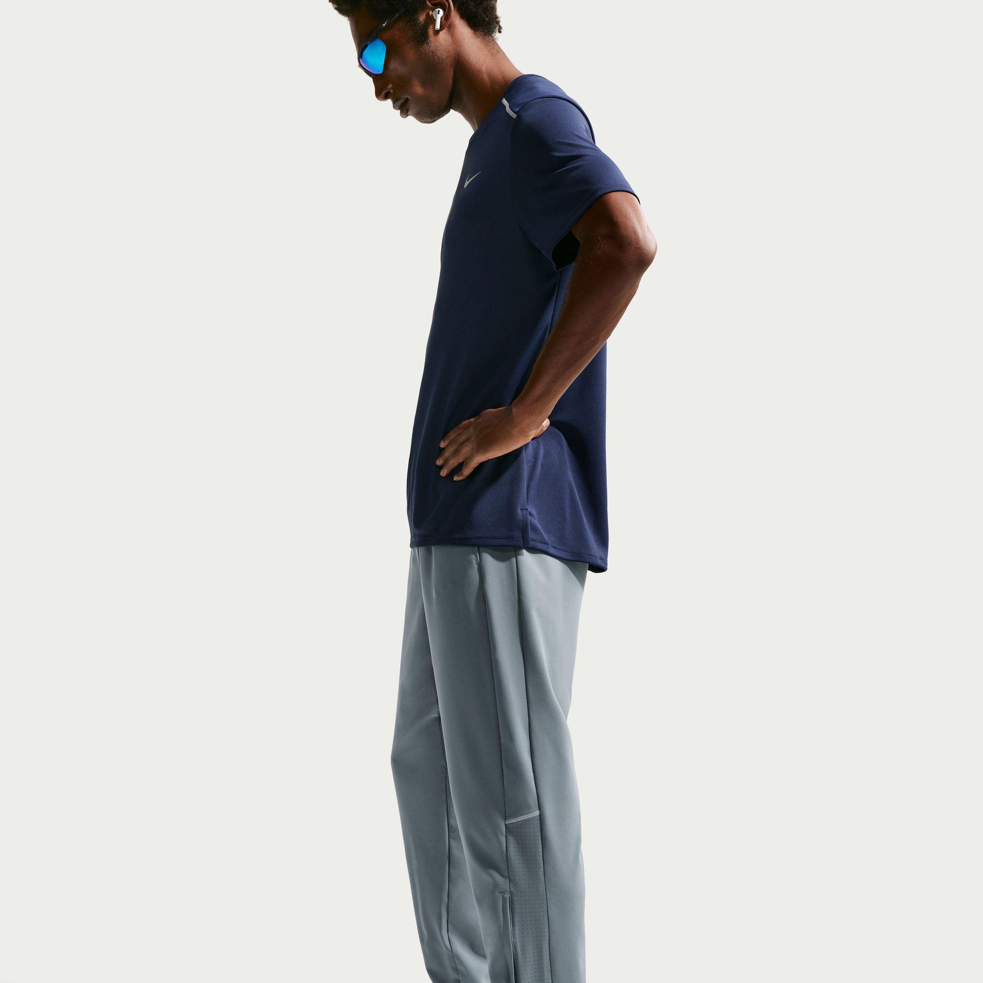 Nike Dri-Fit Miler Woven Erkek Gri Eşofman Altı