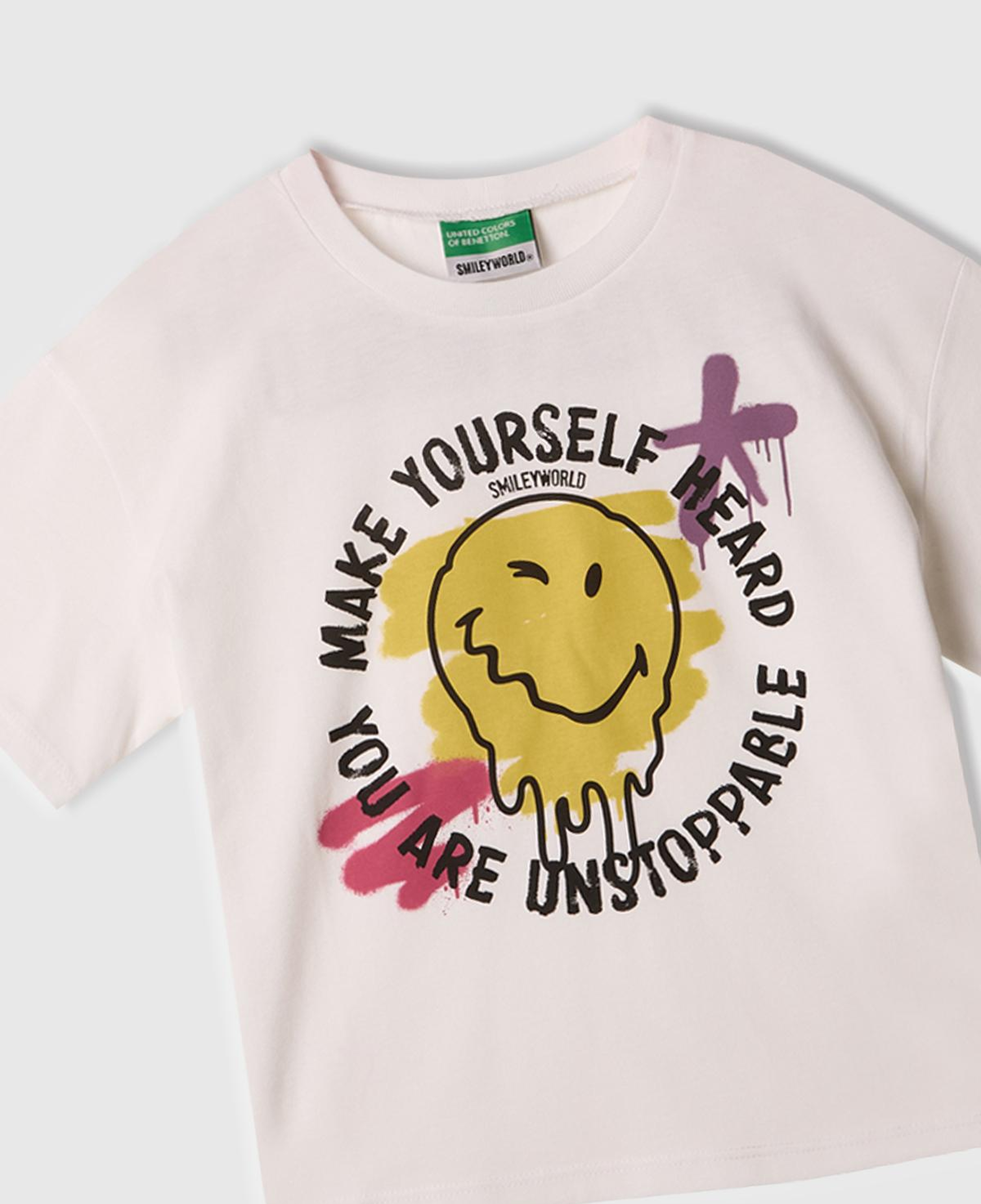 Kız Çocuk Beyaz Smiley World Baskılı Logo Etiketli T-Shirt