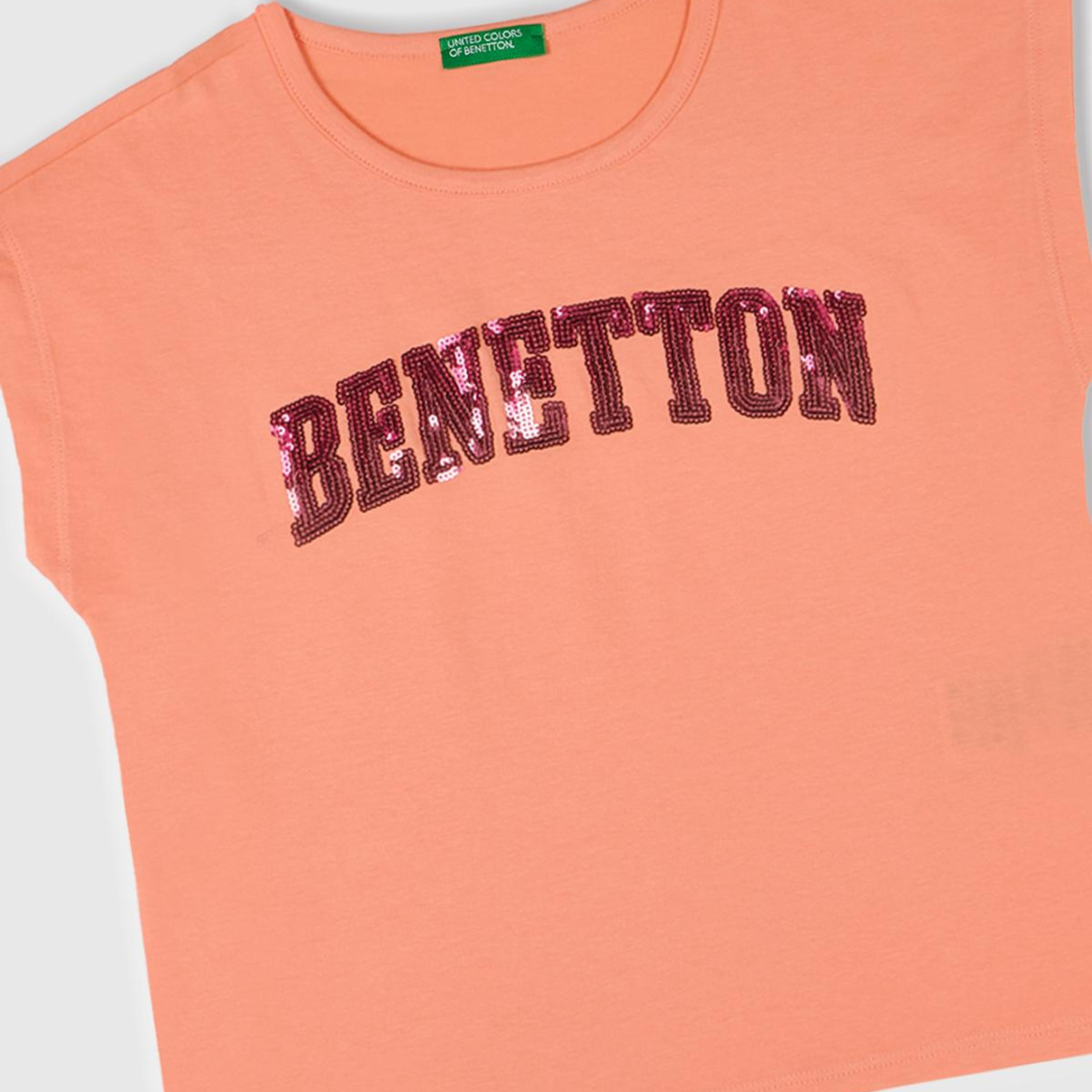 Kız Çocuk Yavruağzı Benetton Logo Baskılı T-Shirt