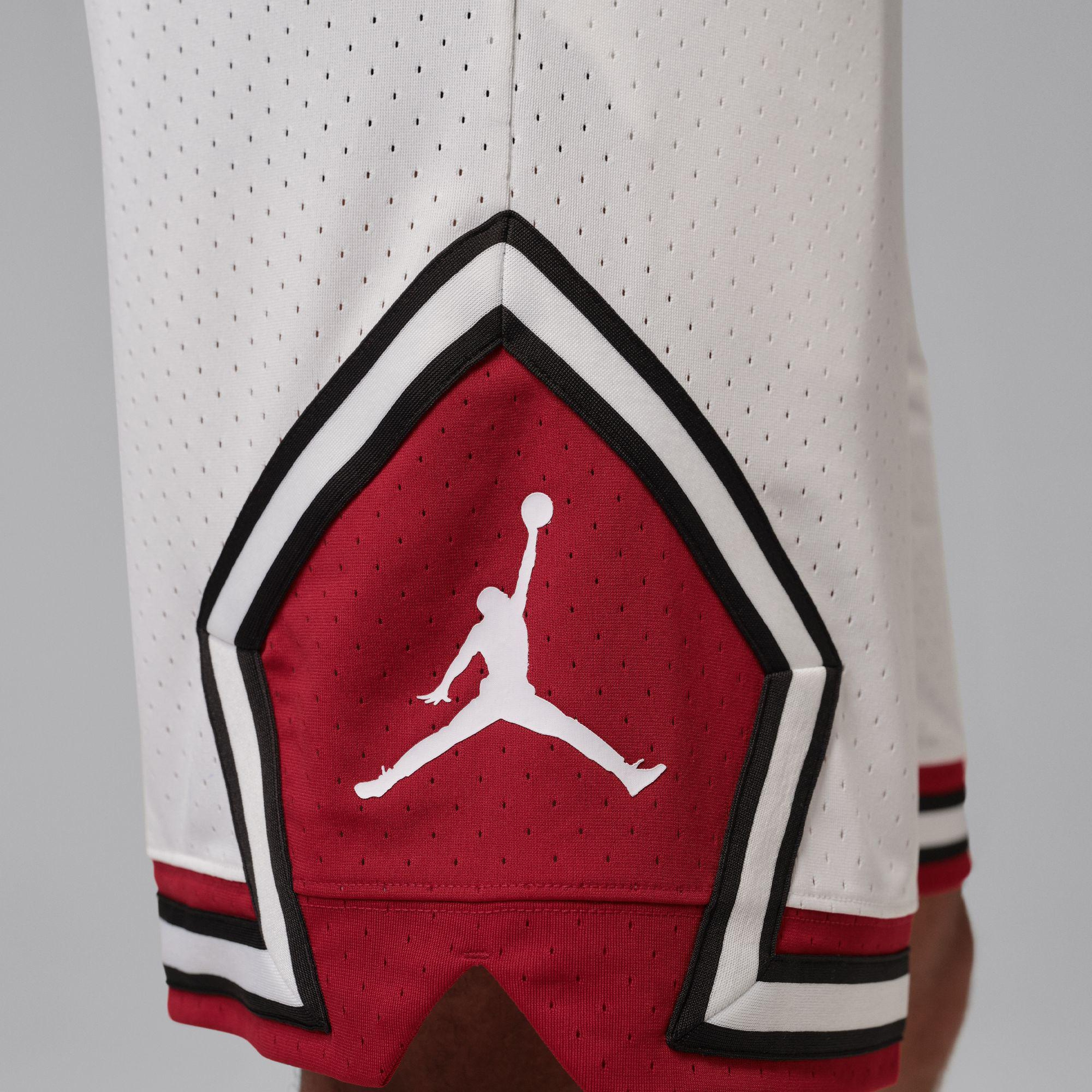 Jordan Dri-Fit Sport 23 cm Diamond Erkek Beyaz Şort