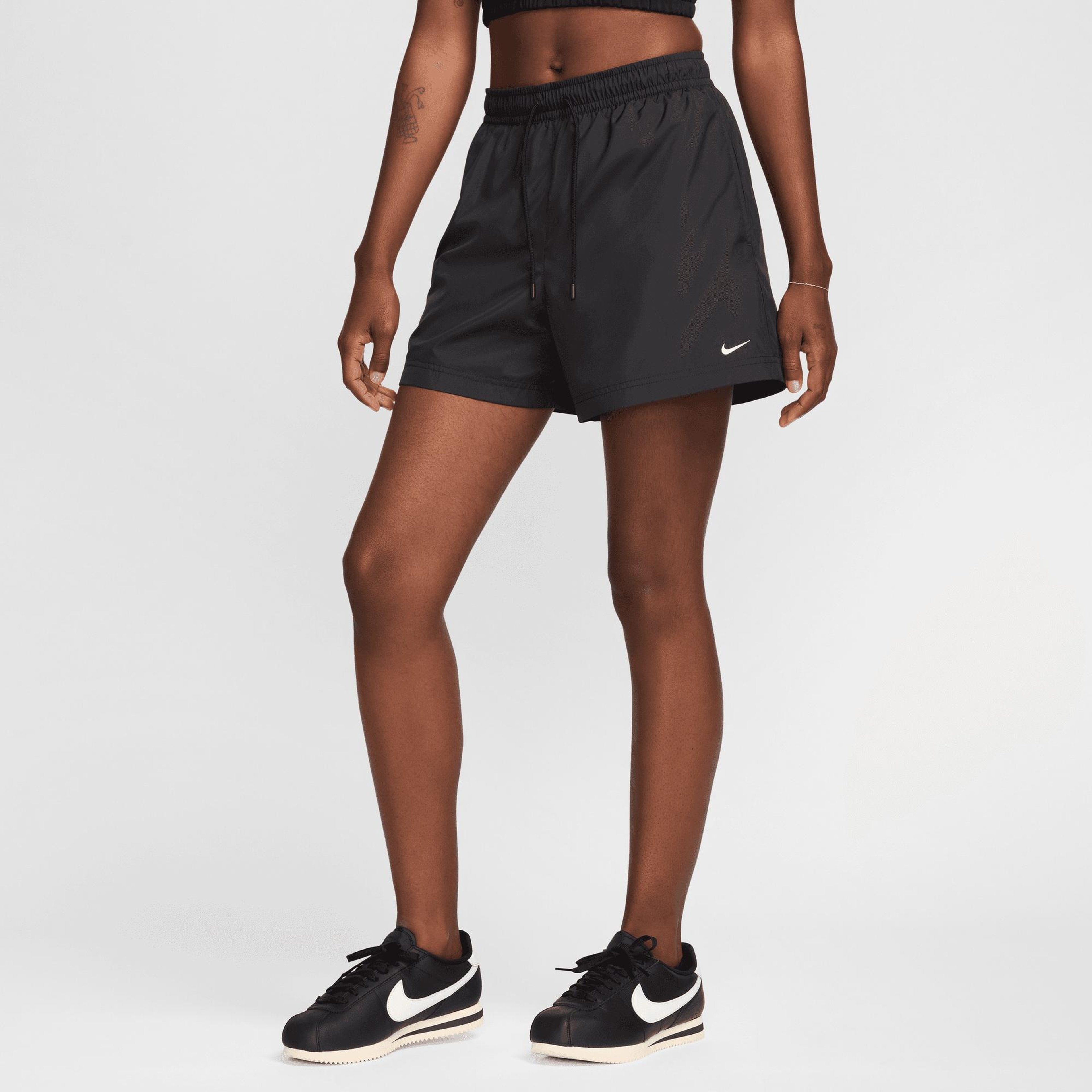 Nike Sportswear Classic Essential Wovens Kadın Siyah Şort