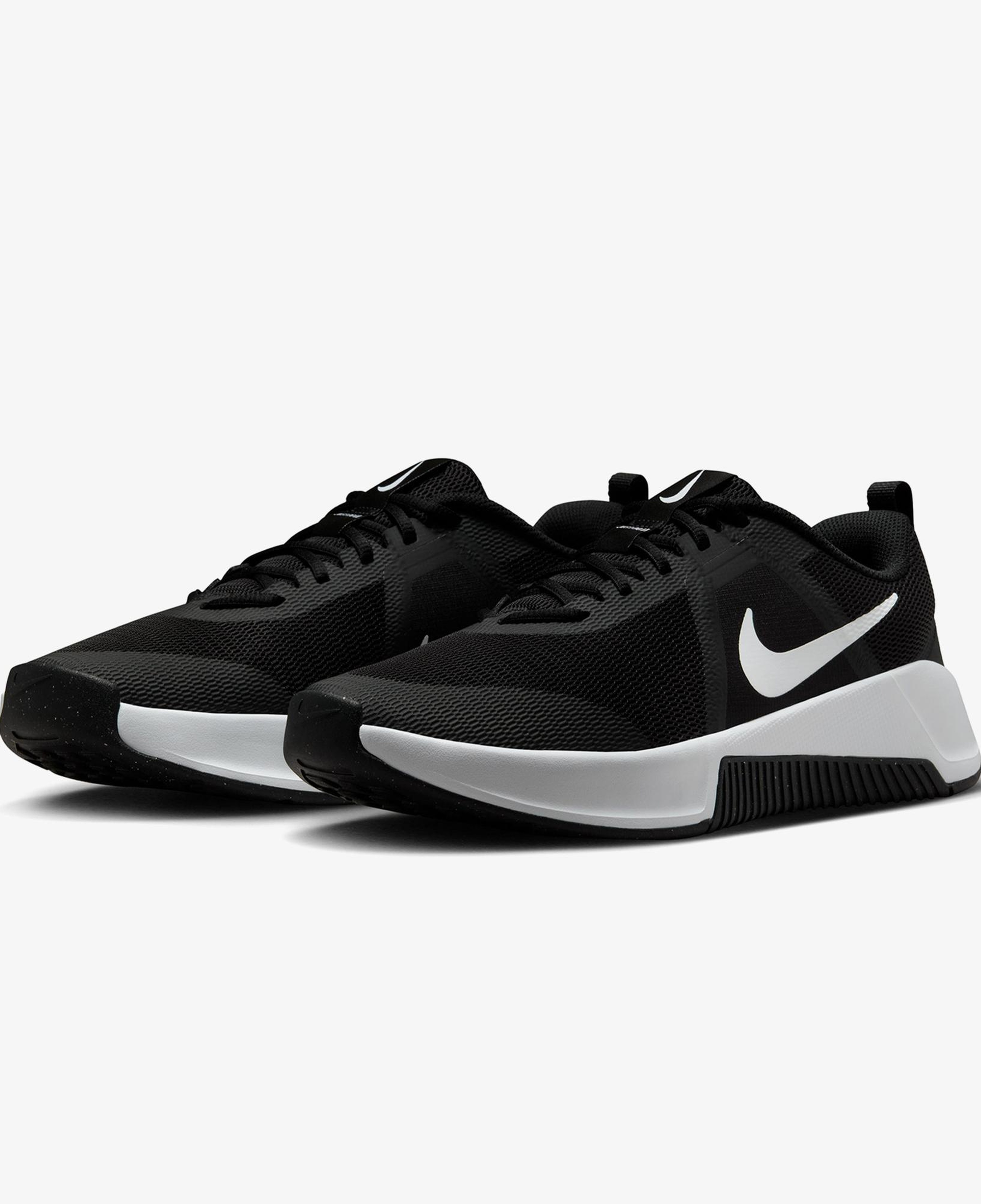 Nike MC Trainer 3 Erkek Siyah Spor Ayakkabı