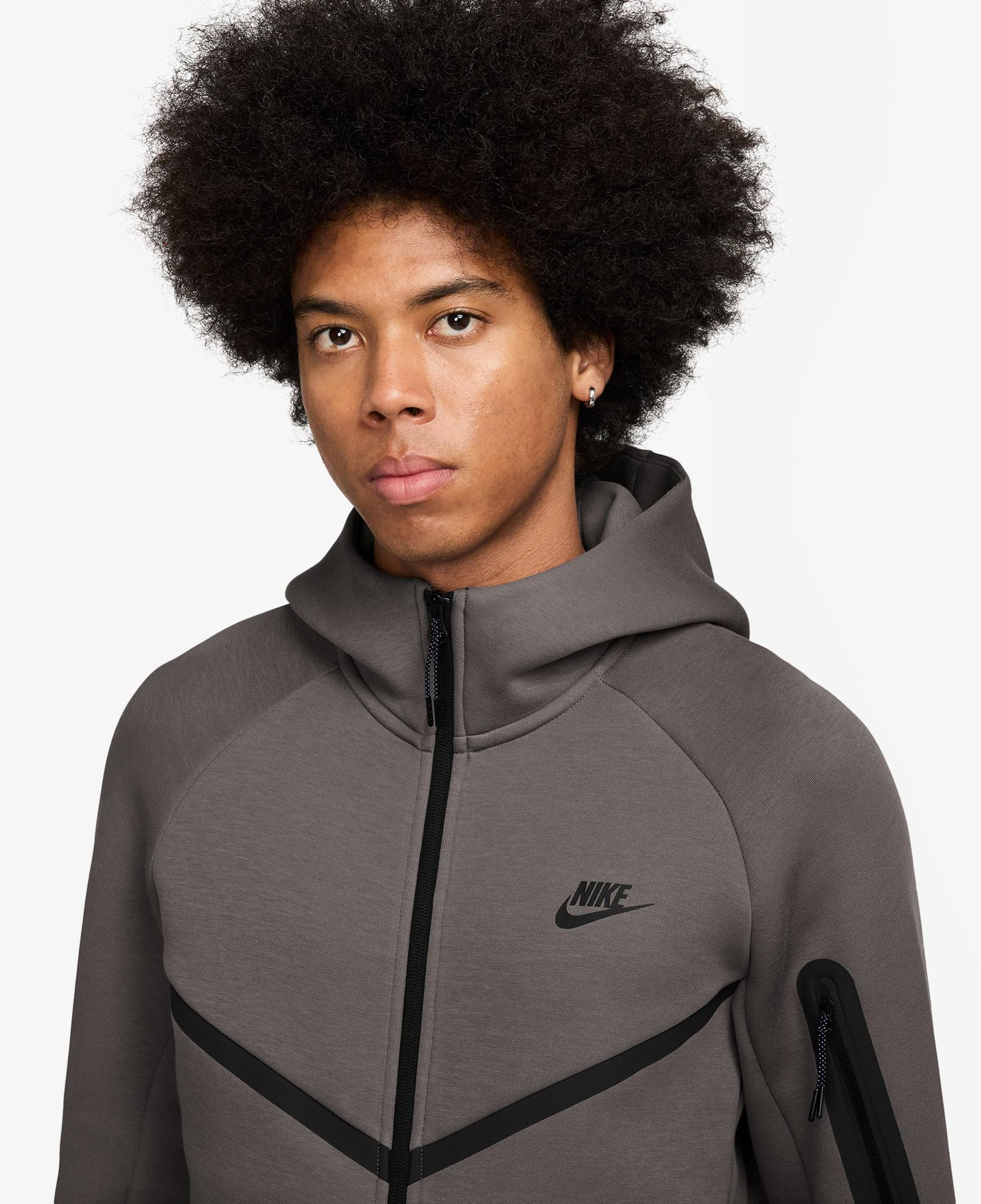 Nike Tech Fleece Erkek Gri Kapüşonlu Hoodie