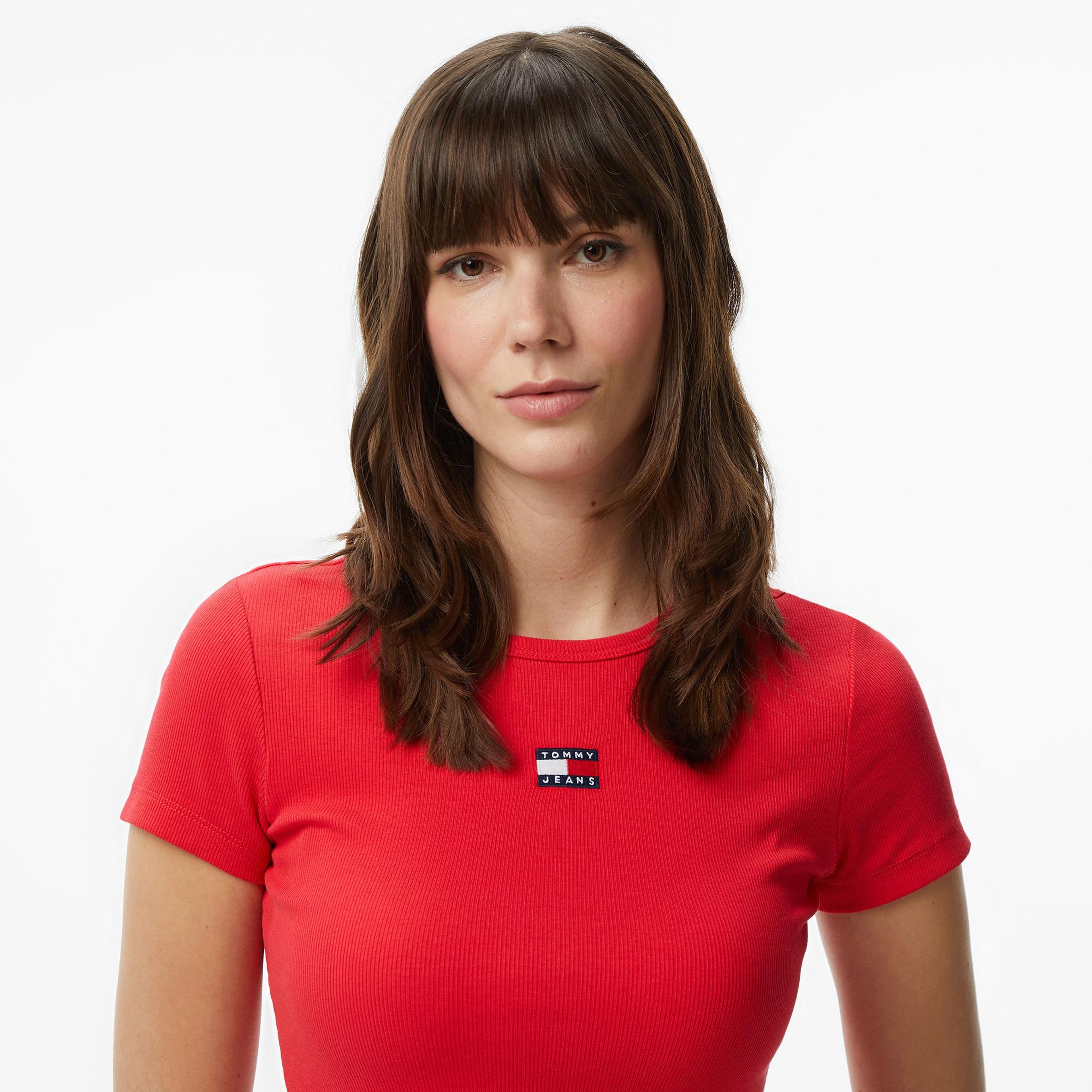 Tommy Hilfiger Badge Kadın Kırmızı T-Shirt