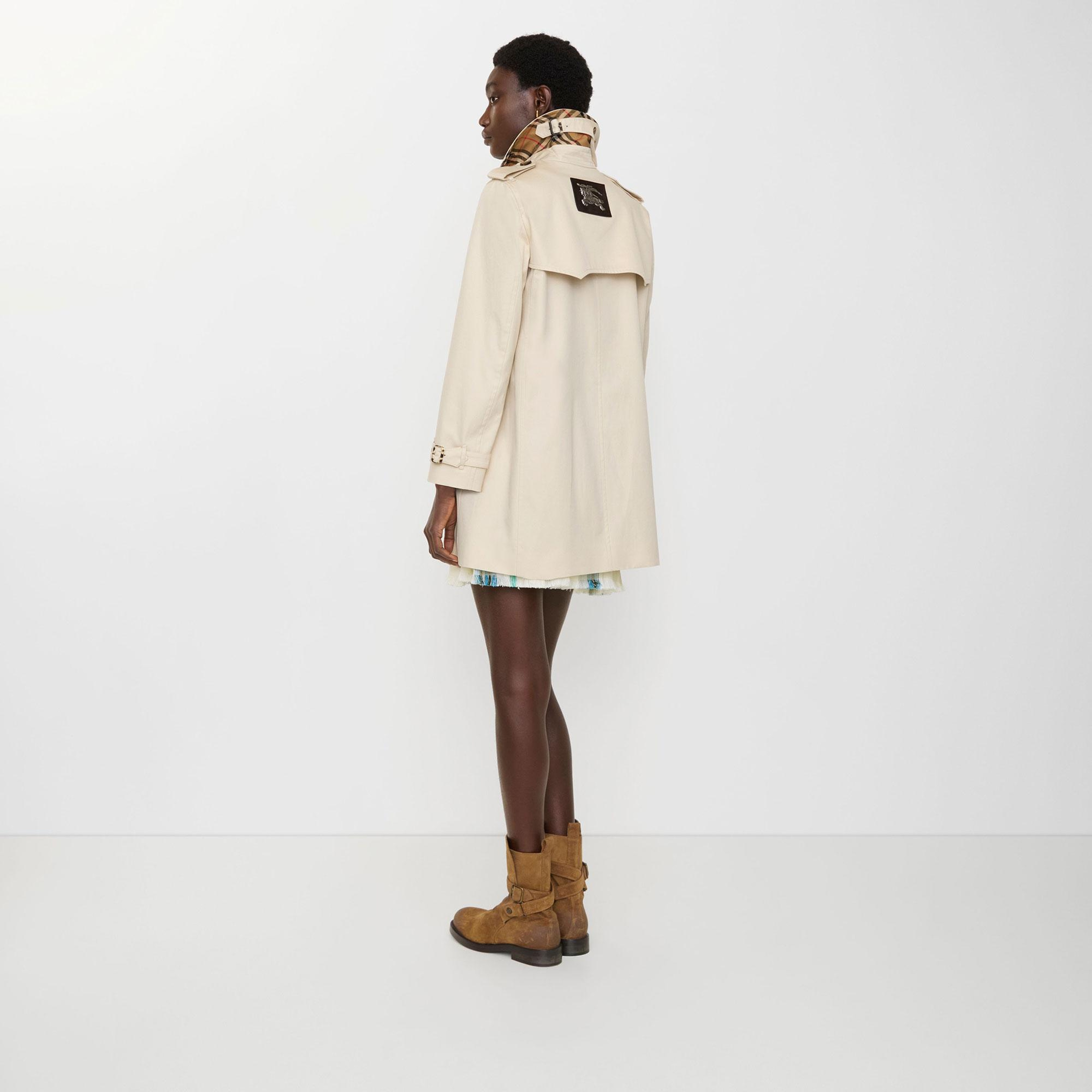 Burberry Short Summerside Gabardine Kadın Krem Trençkot