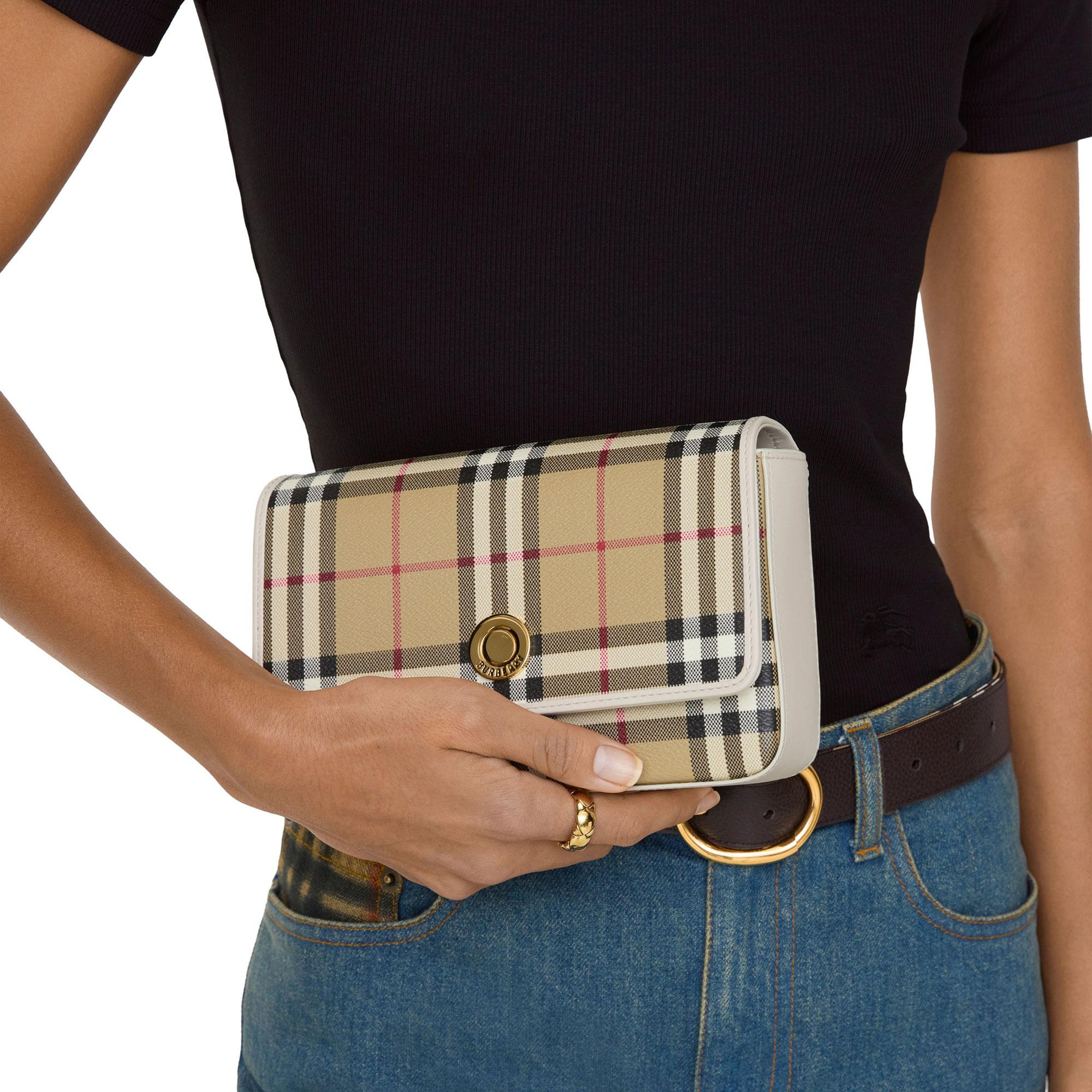 Burberry Hampshire Kadın Bej El Çantası