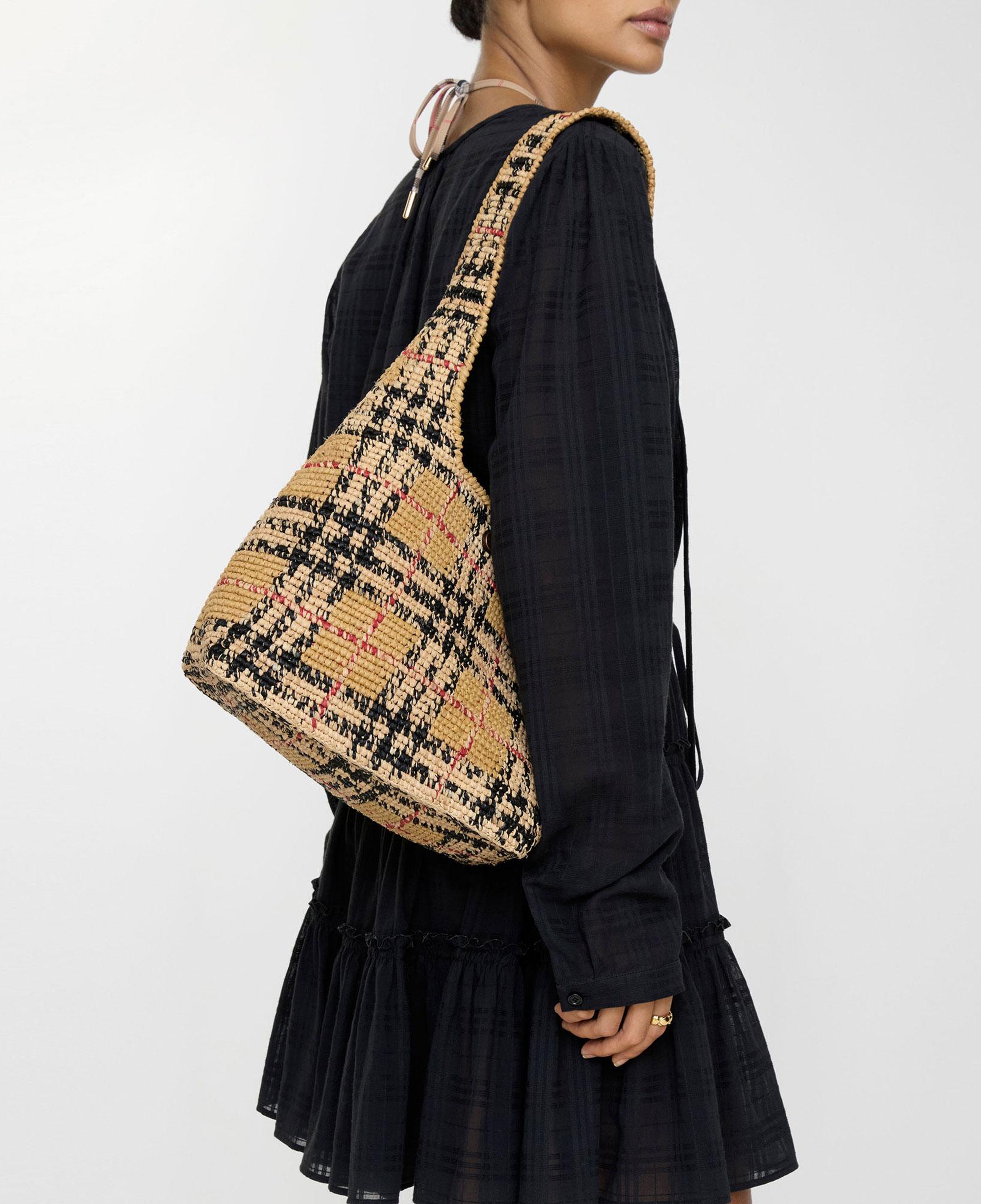 Burberry Kadın Bej Omuz Çantası