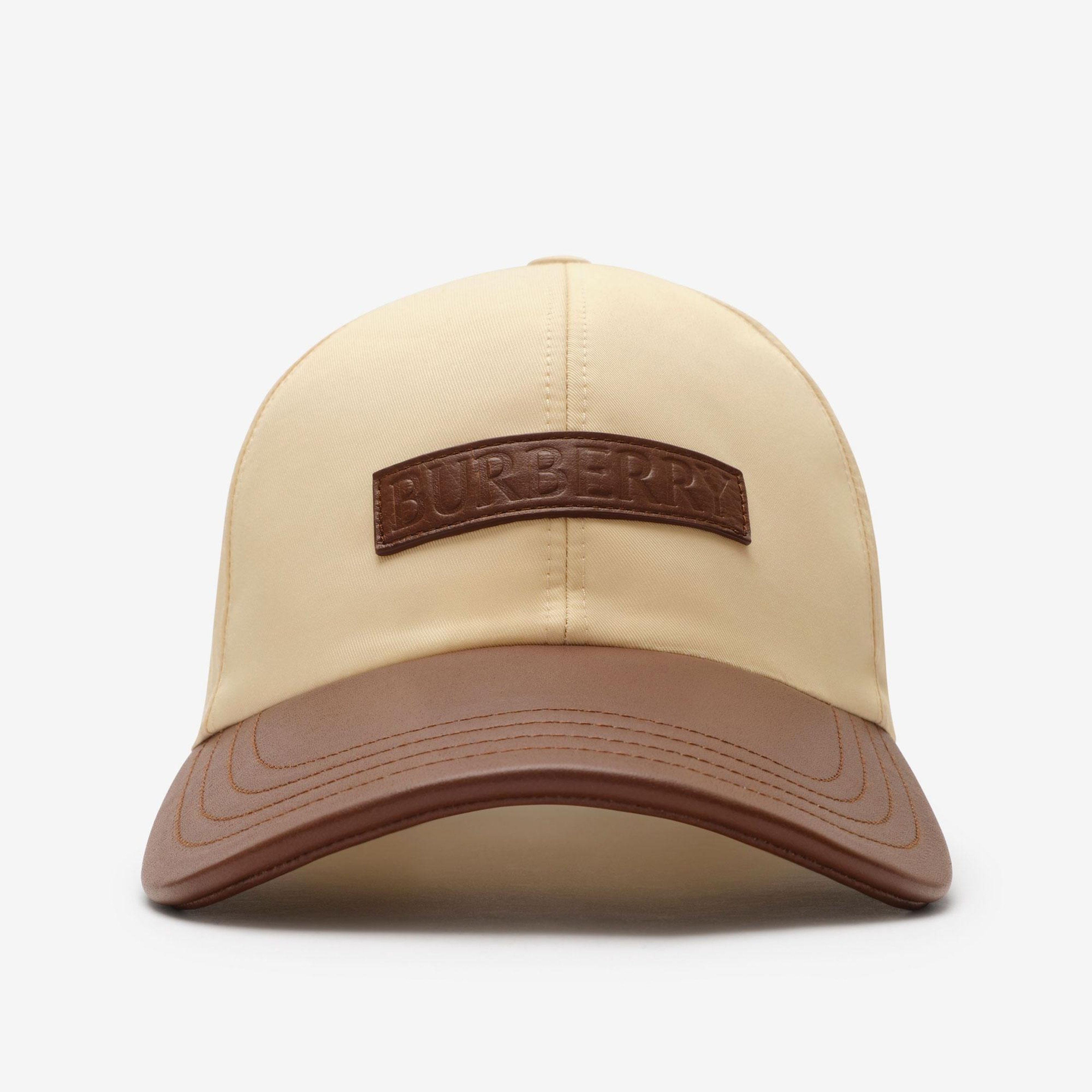 Burberry Erkek Krem Şapka
