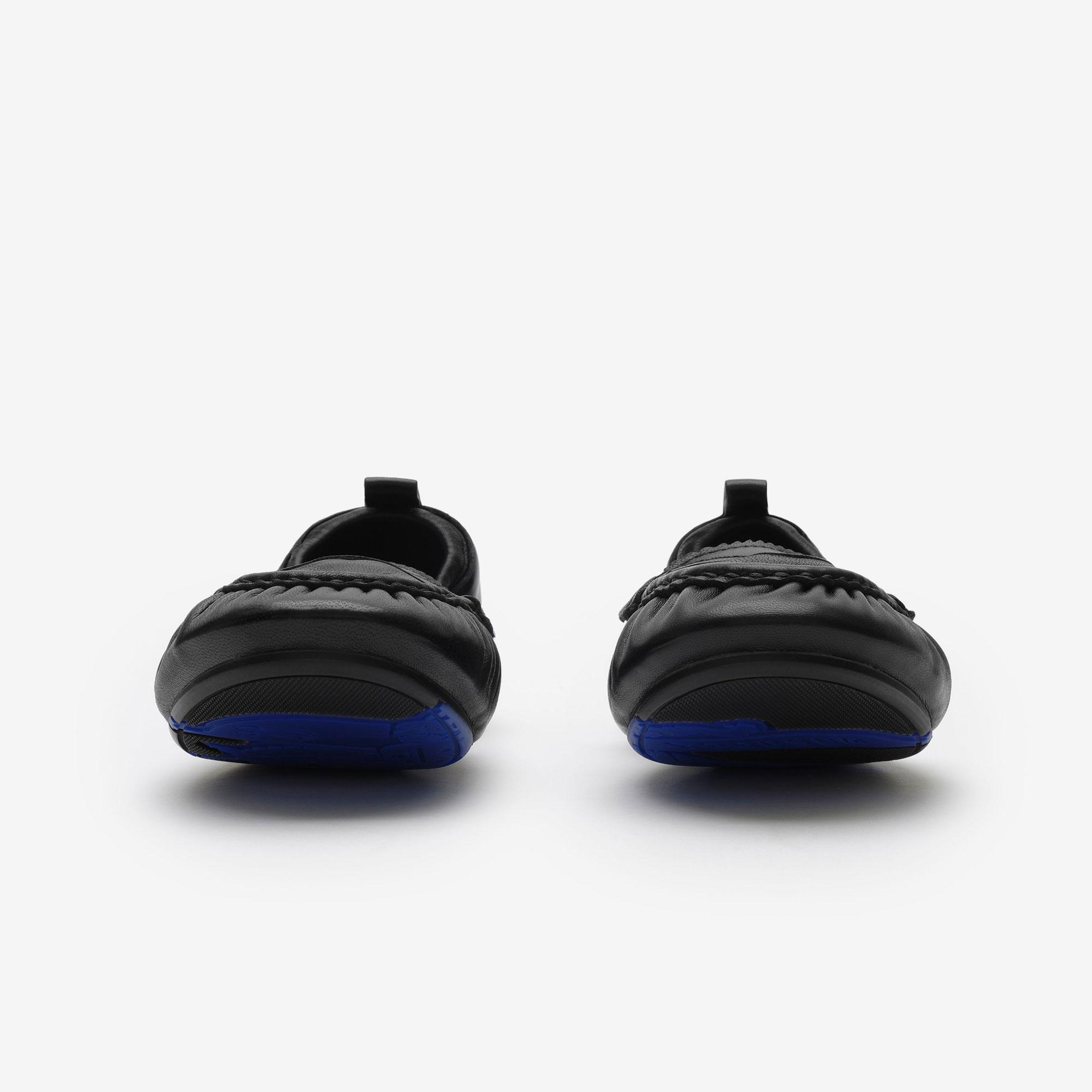 Burberry Kadın Siyah Loafer