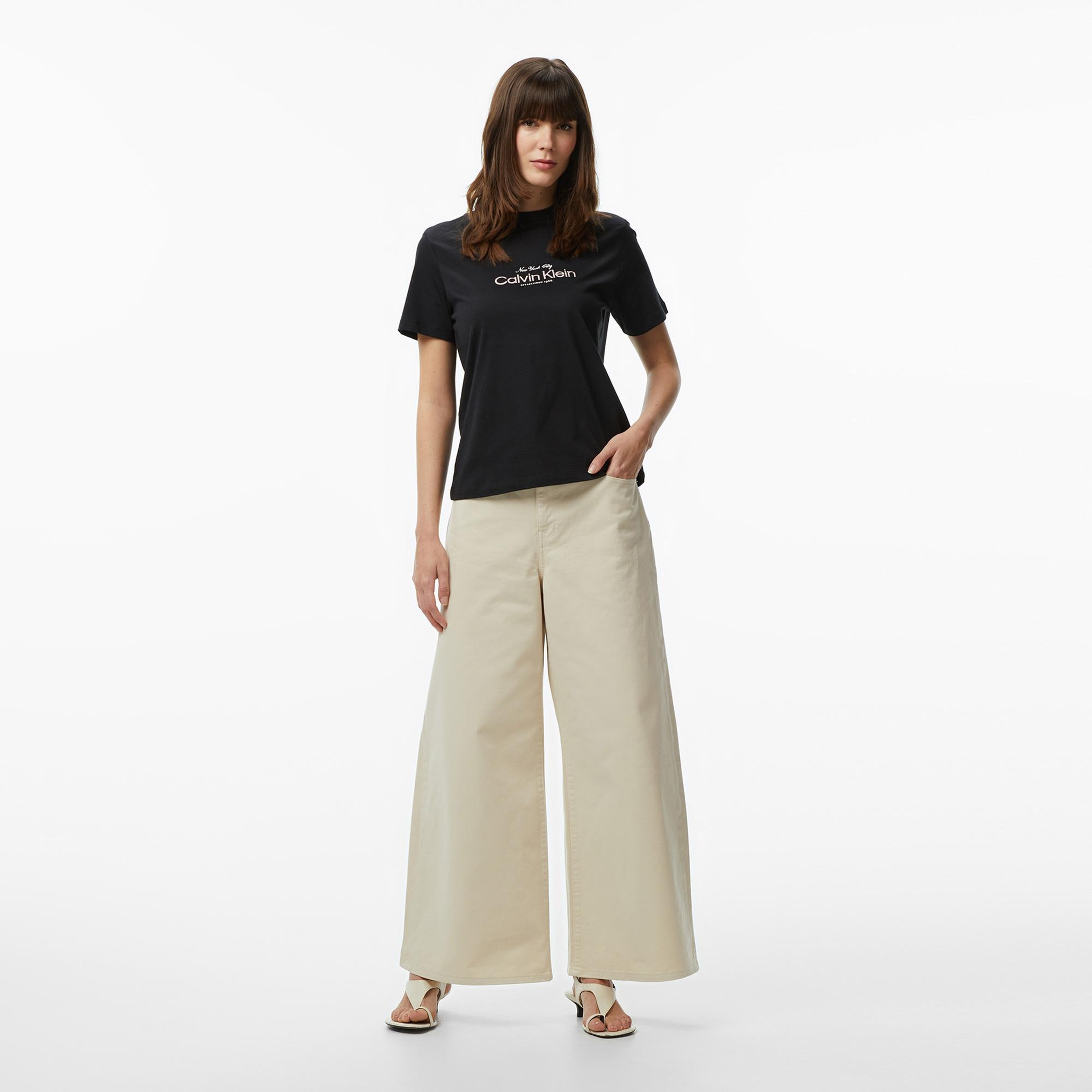 Calvin Klein Classic Nyc Logo Kadın Siyah T-Shirt