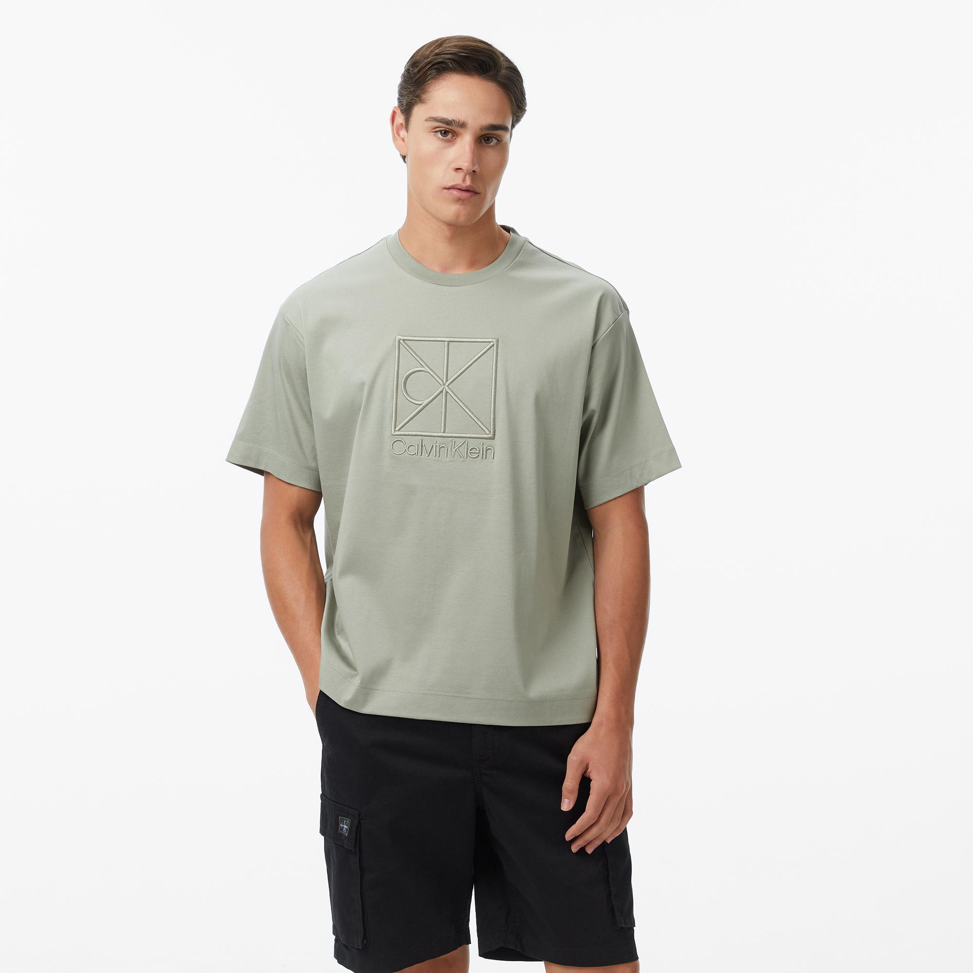 Calvin Klein Relaxed Premium Interlock Emblem Erkek Bej T-Shirt