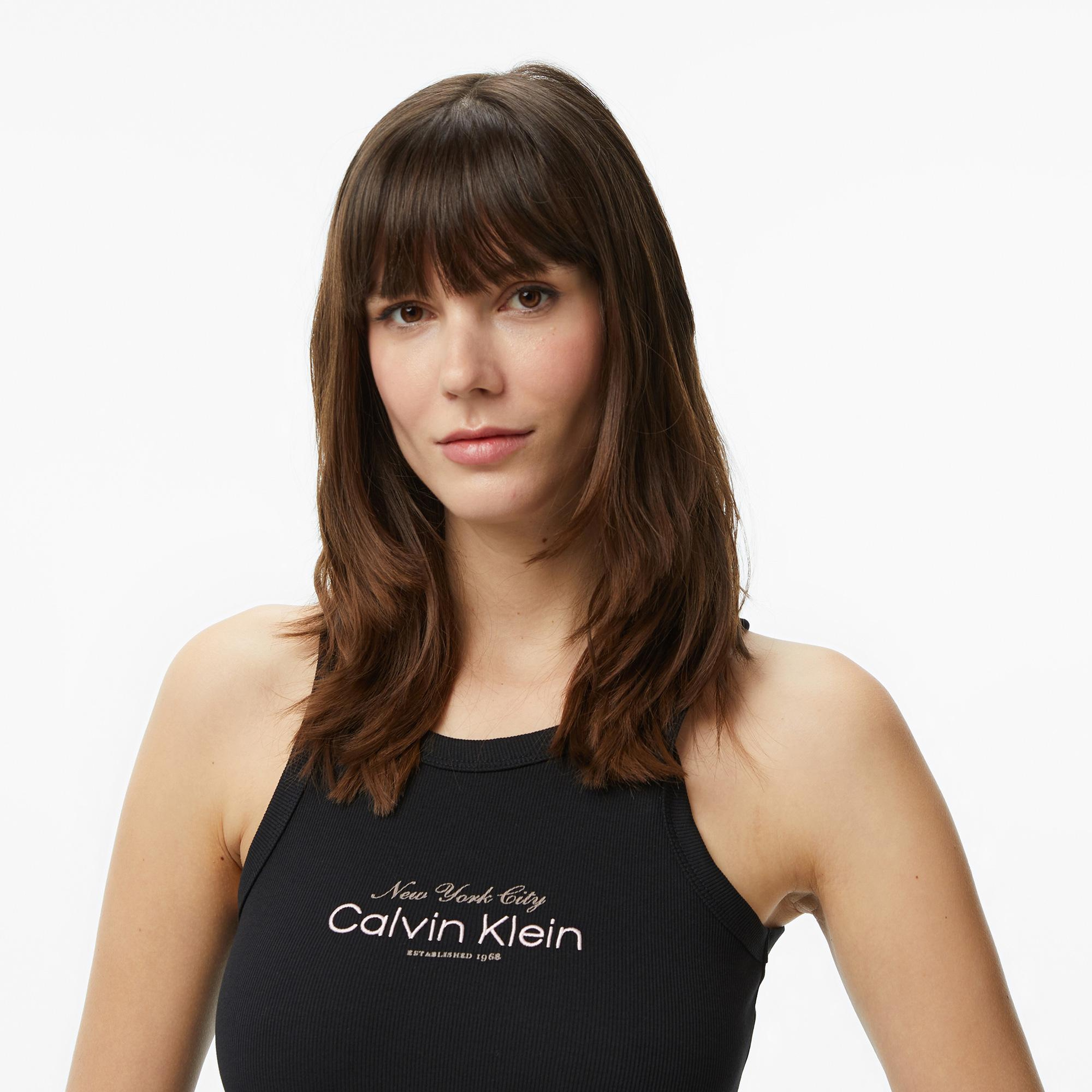 Calvin Klein Contour 2X2 Graphic Kadın Siyah Kolsuz T-Shirt