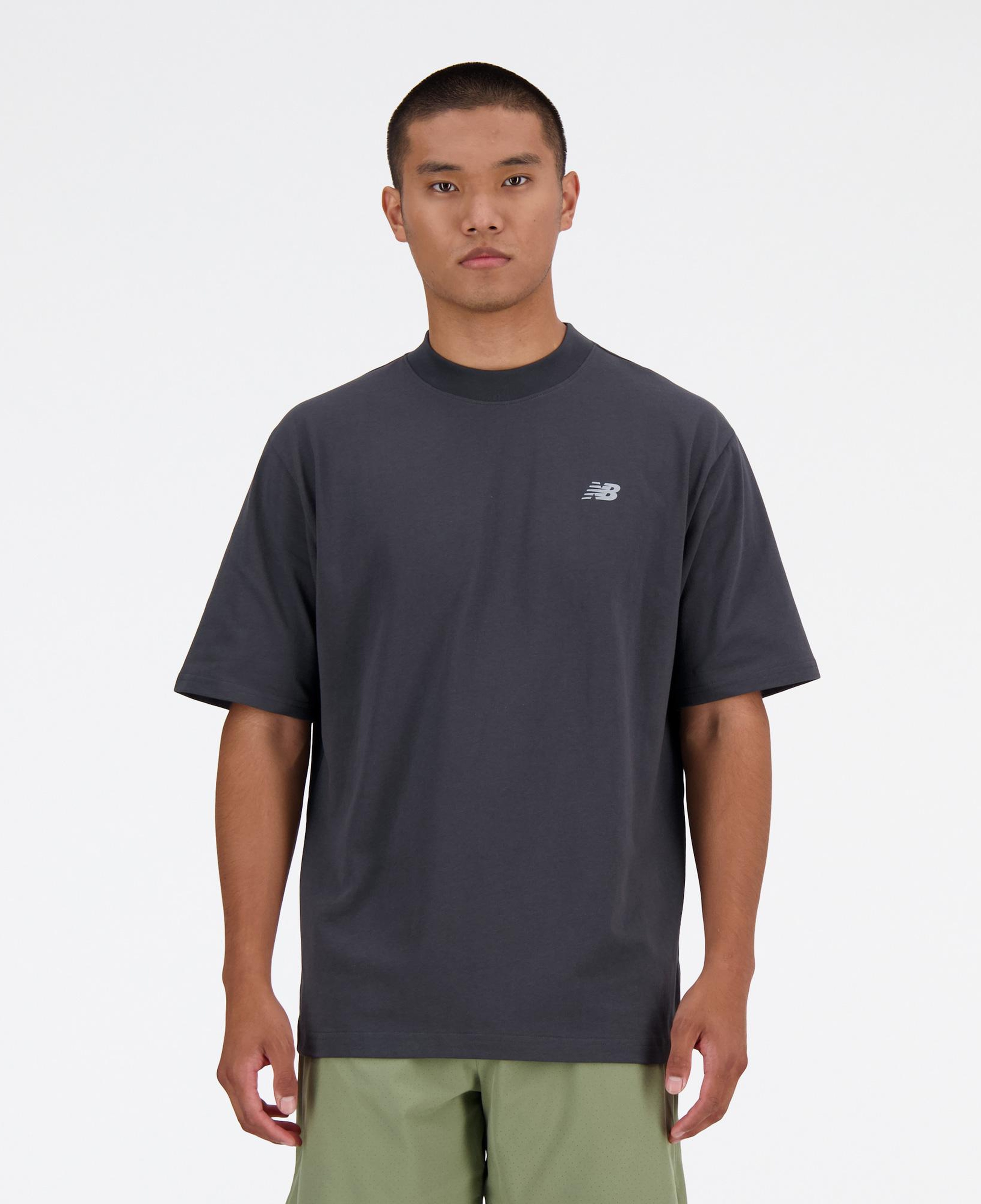 New Balance Shifted Oversized Erkek T-Shirt