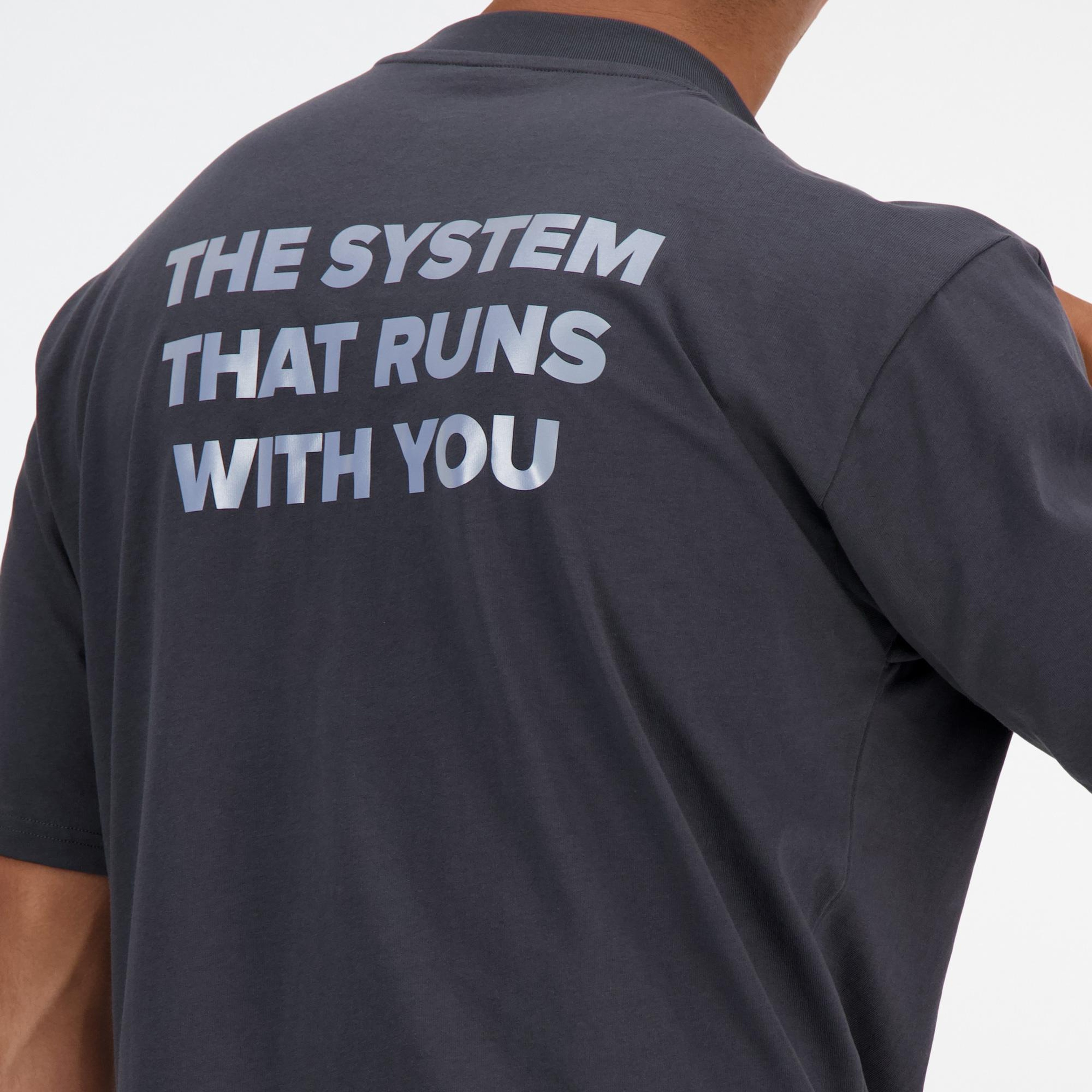 New Balance Shifted Oversized Erkek T-Shirt
