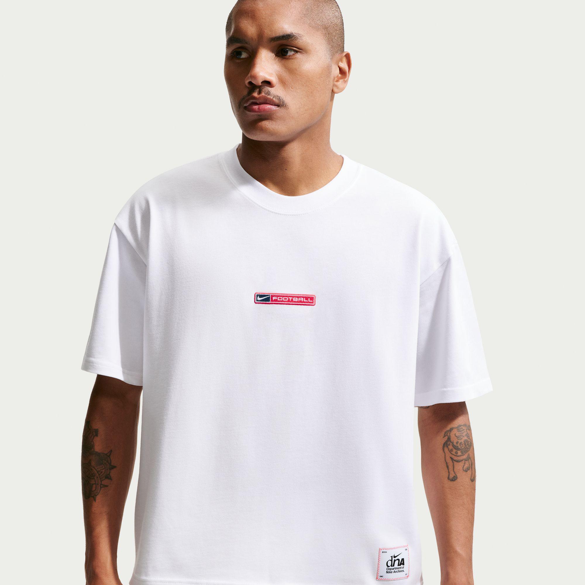 Nike Sportswear Boxy Erkek Beyaz T-Shirt