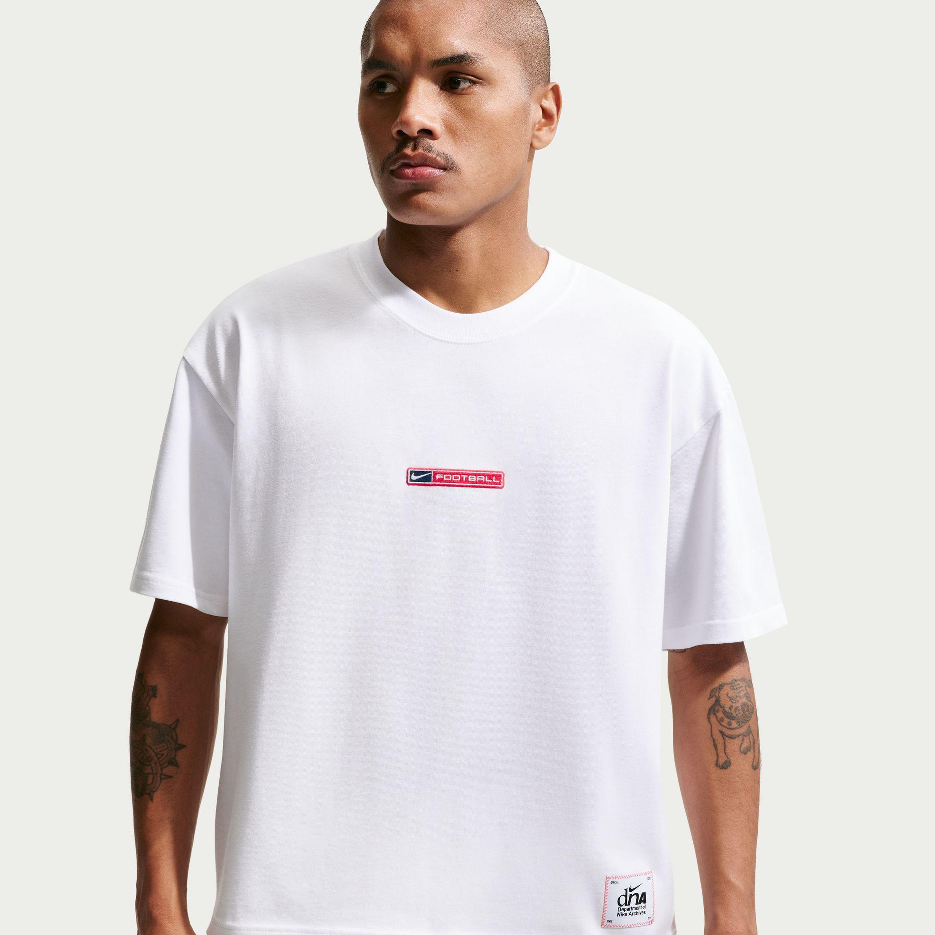Nike Sportswear Boxy Erkek Beyaz T-Shirt