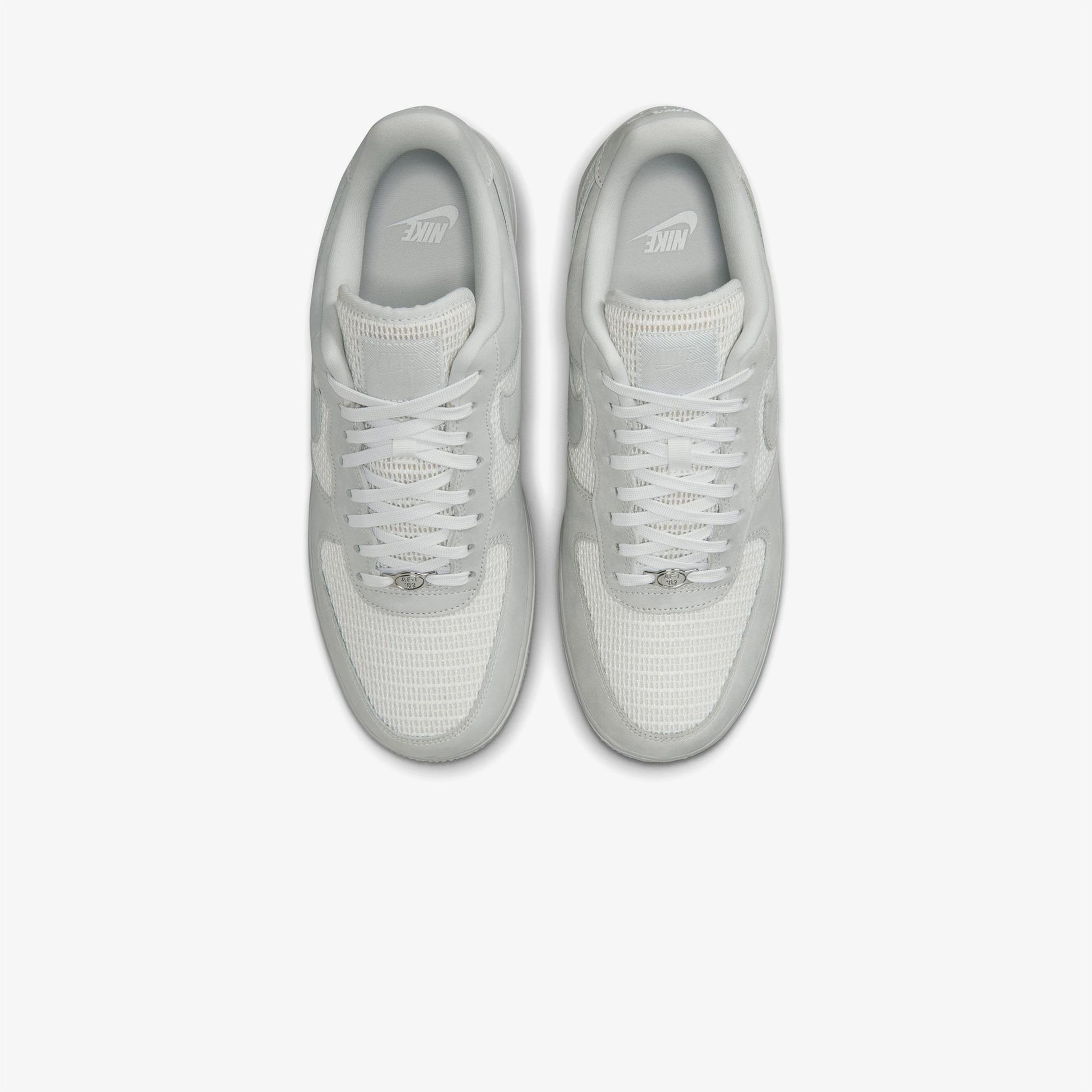 Nike Air Force 1 '07 LV8 Erkek Beyaz Spor Ayakkabı