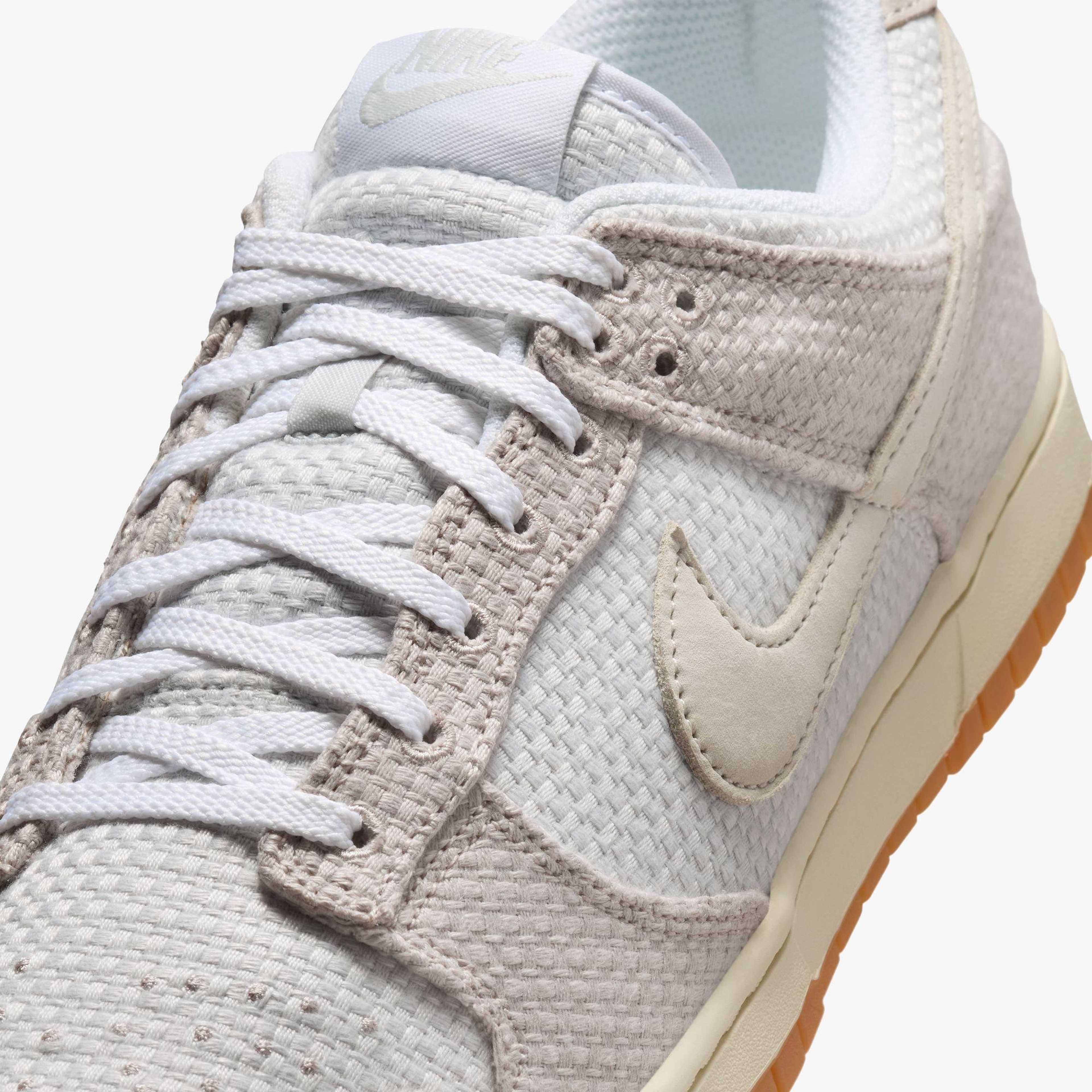 Nike Dunk Low Retro SE Erkek Krem Rengi Spor Ayakkabı
