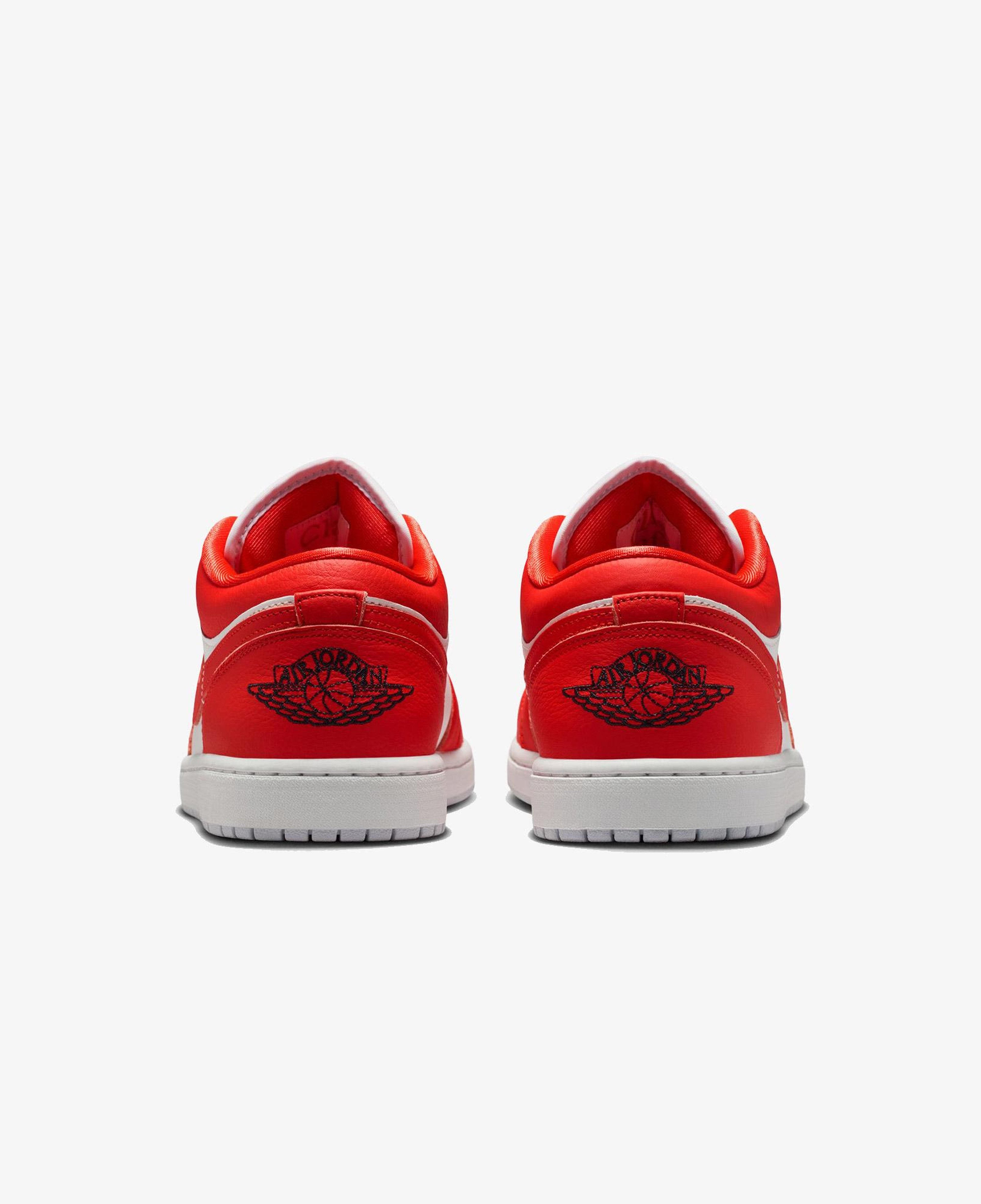 Jordan Air 1 Low SE Erkek Kırmızı Spor Ayakkabı