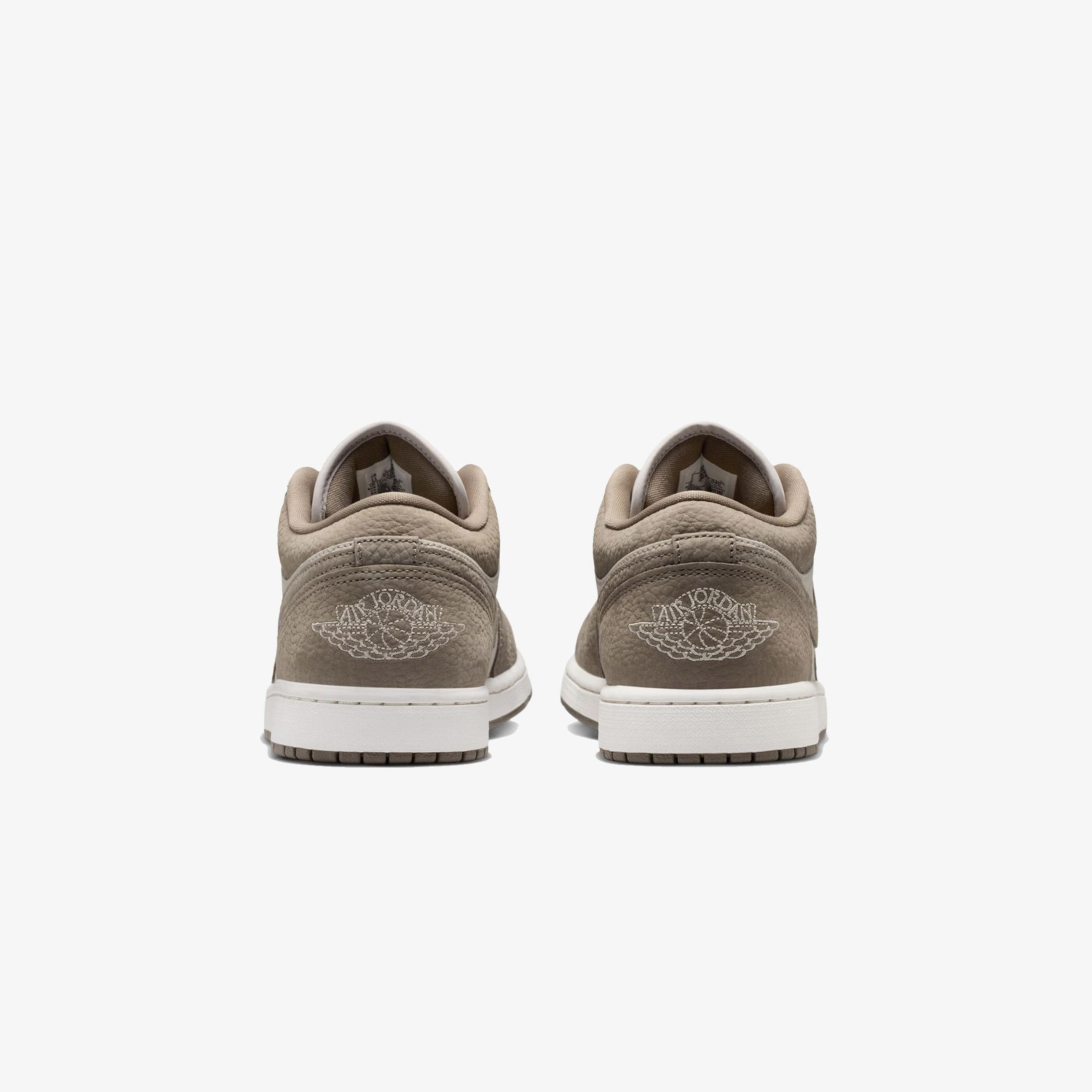 Jordan Air 1 Low Erkek Bej Spor Ayakkabı