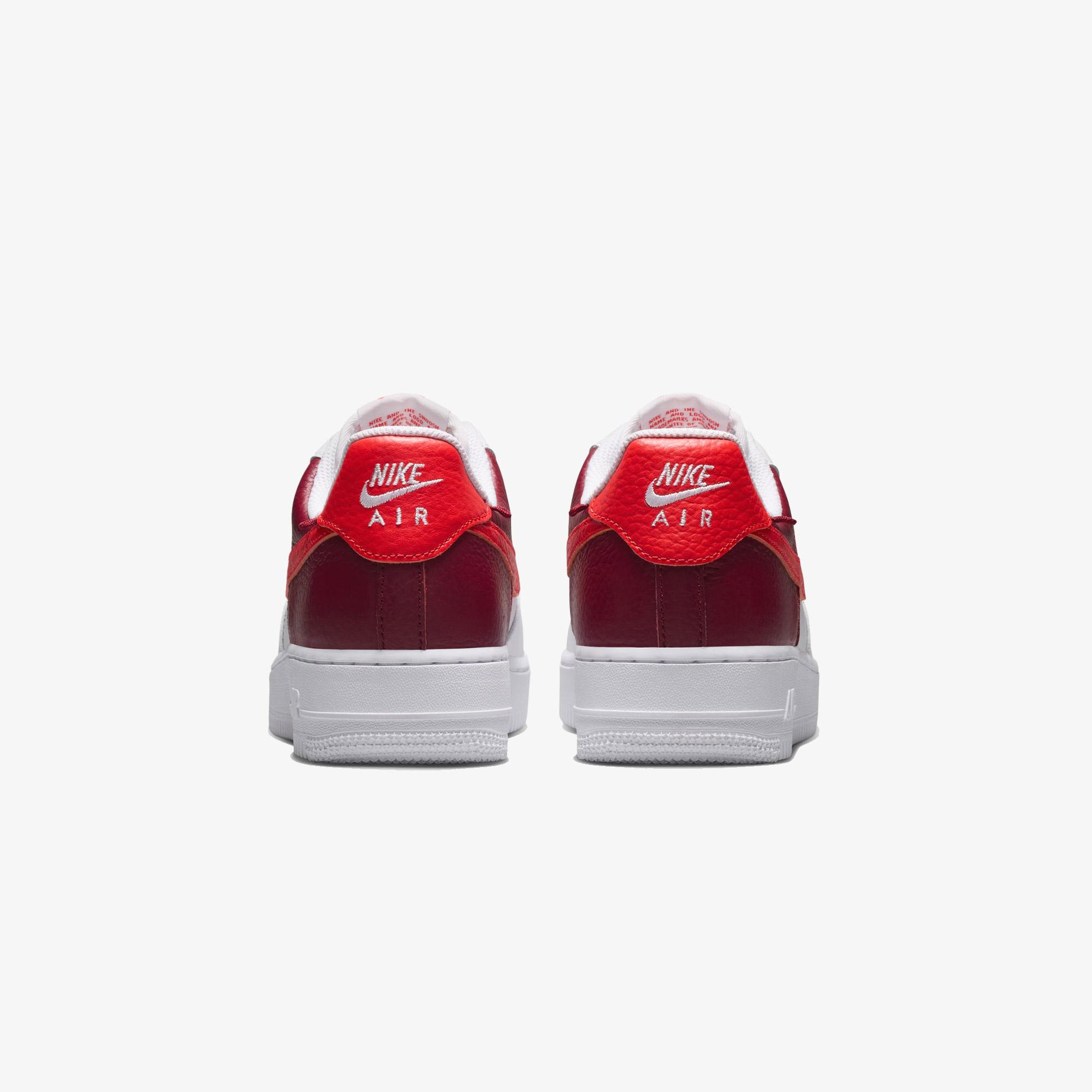 Nike Air Force 1 '07 Kadın Beyaz Spor Ayakkabı