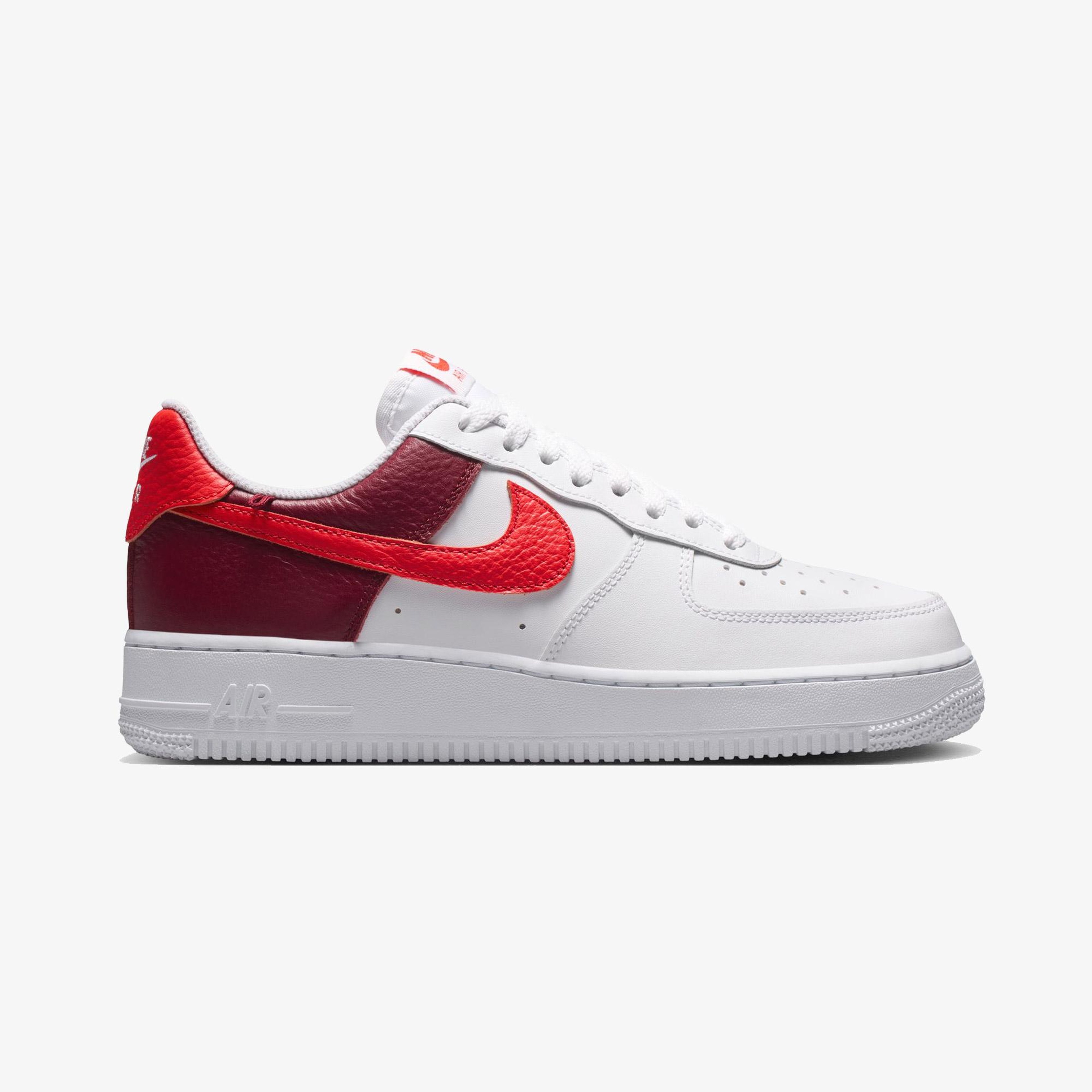 Nike Air Force 1 '07 Kadın Beyaz Spor Ayakkabı