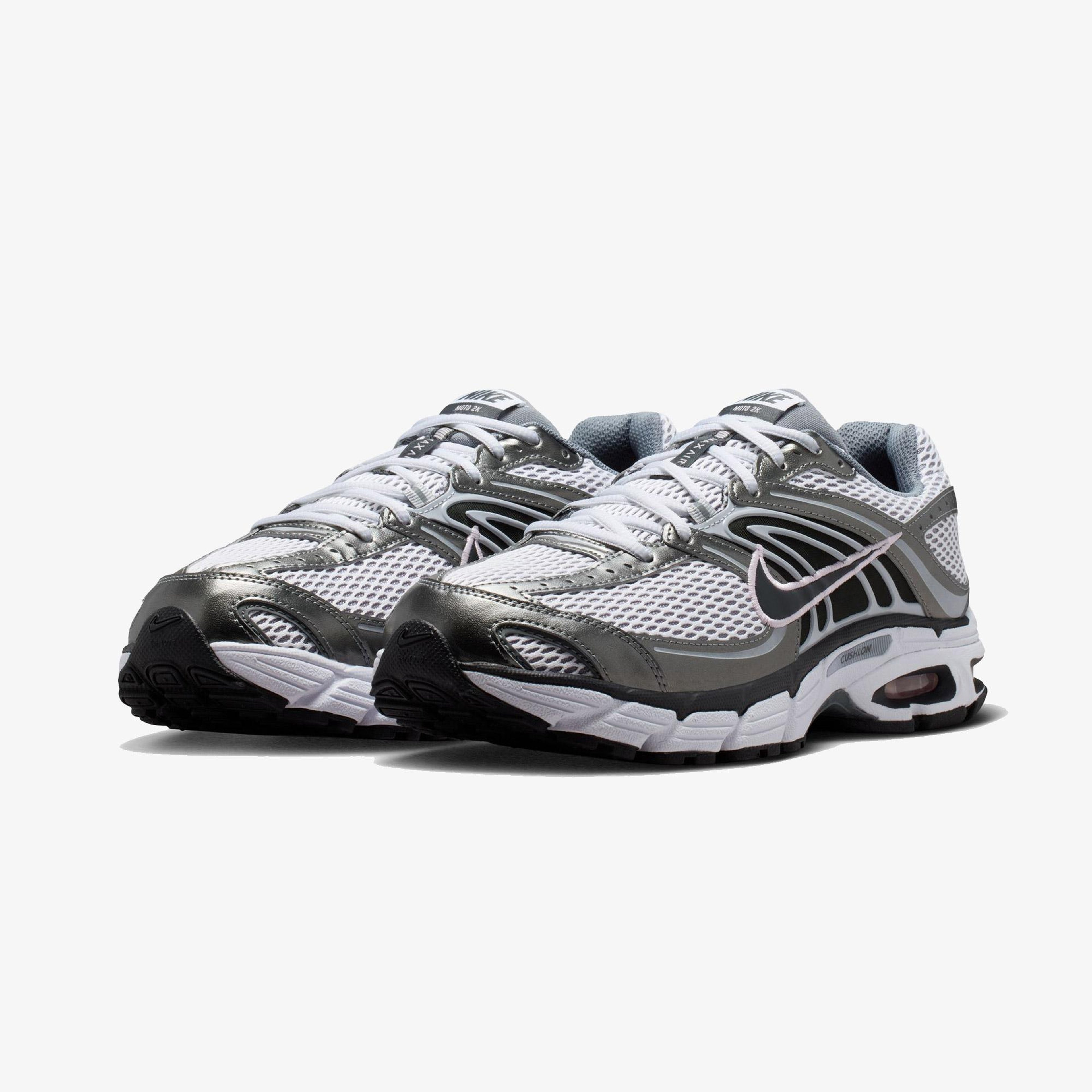 Nike Air Max Moto 2K Erkek Gri Spor Ayakkabı