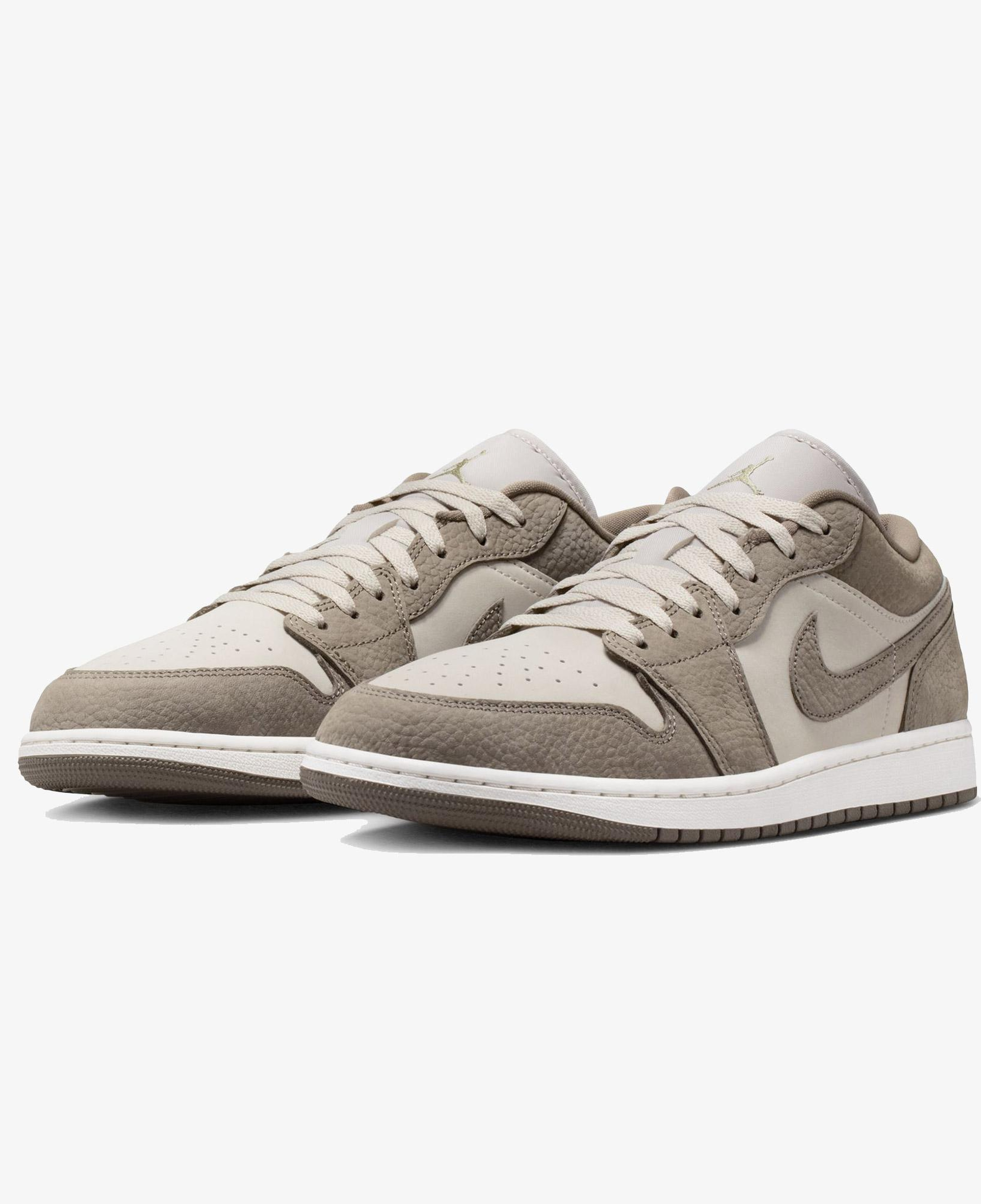 Jordan Air 1 Low Erkek Gri Spor Ayakkabı