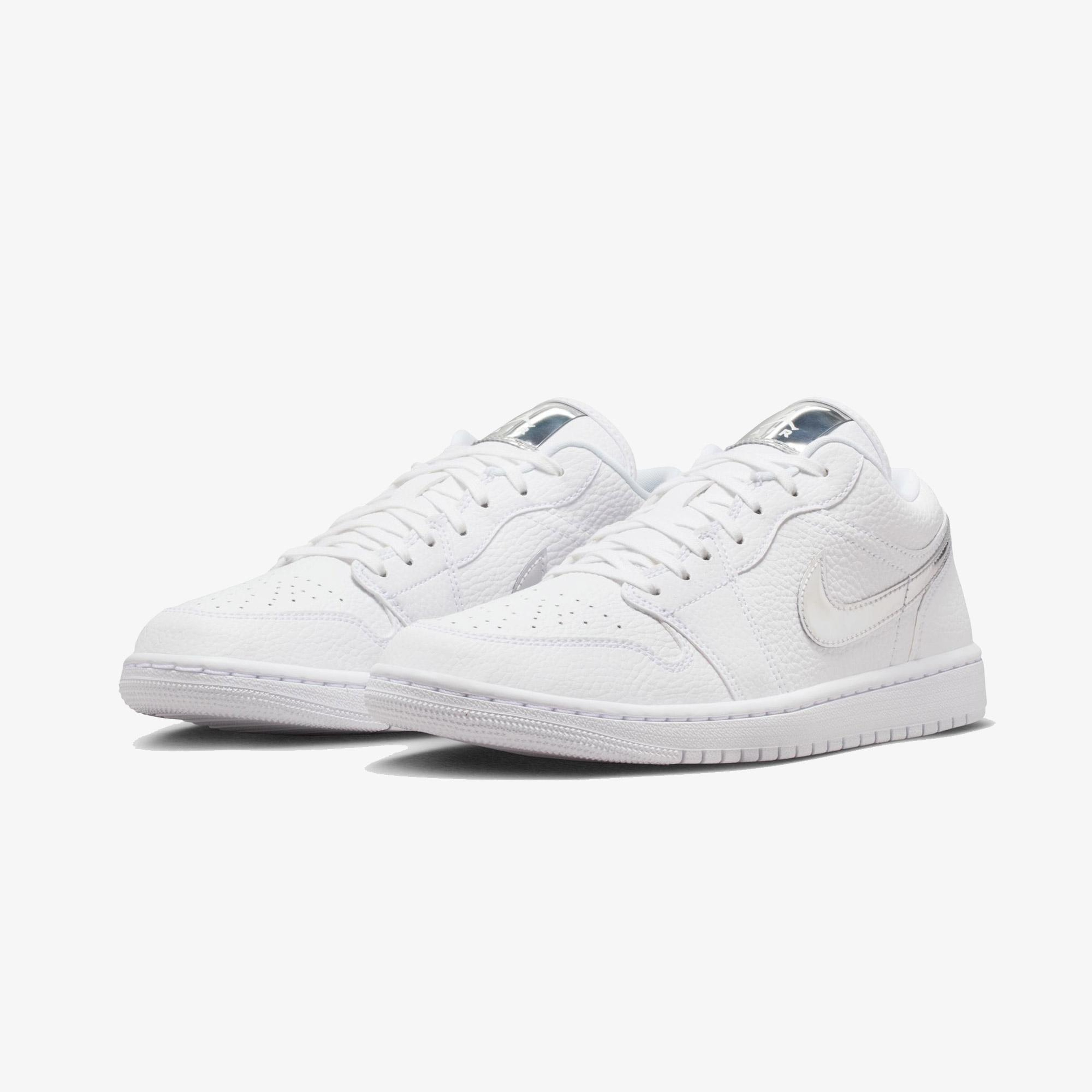 Jordan Air 1 Low SE Kadın Beyaz Spor Ayakkabı