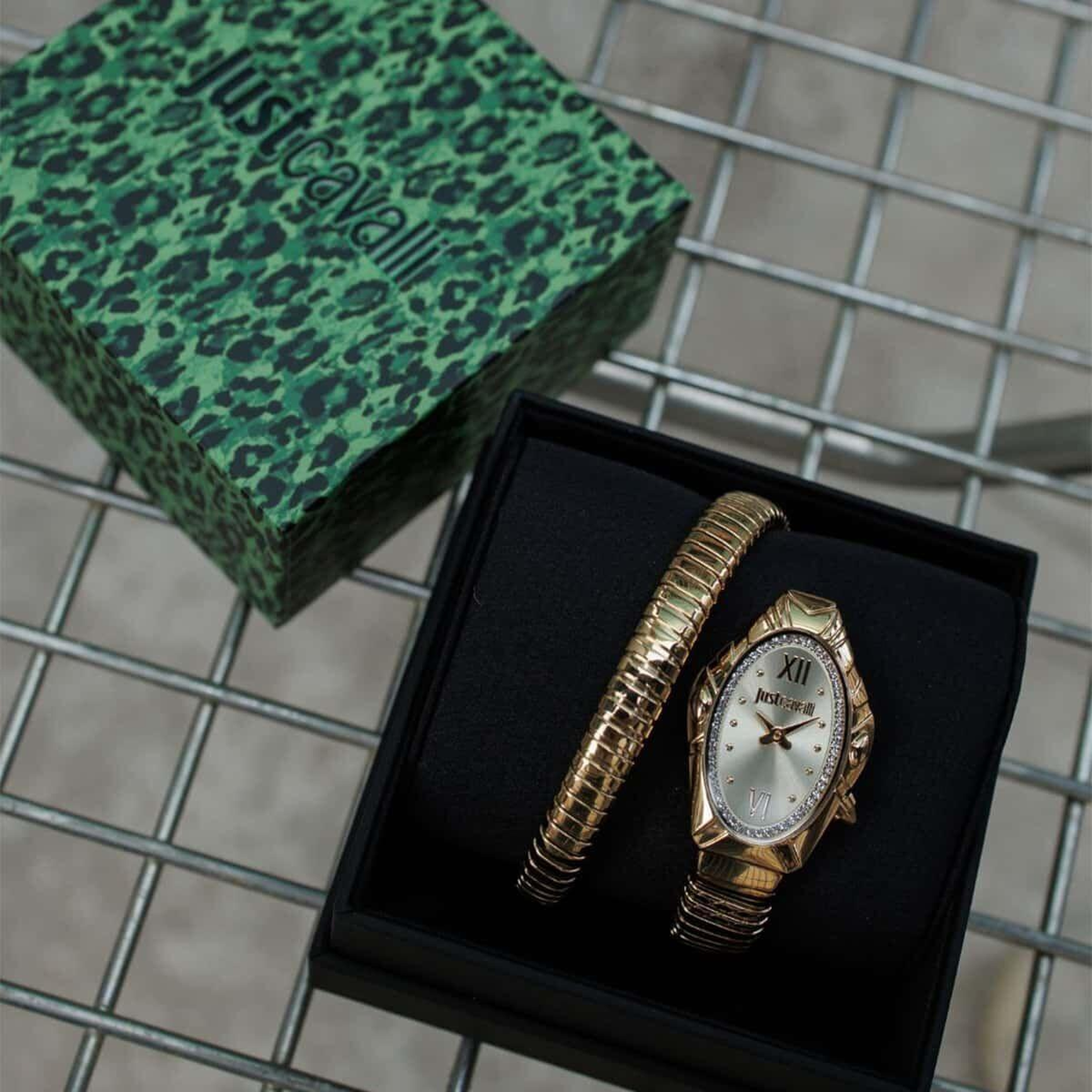 Just Cavalli JC1L357M0025 Kadın Kol Saati
