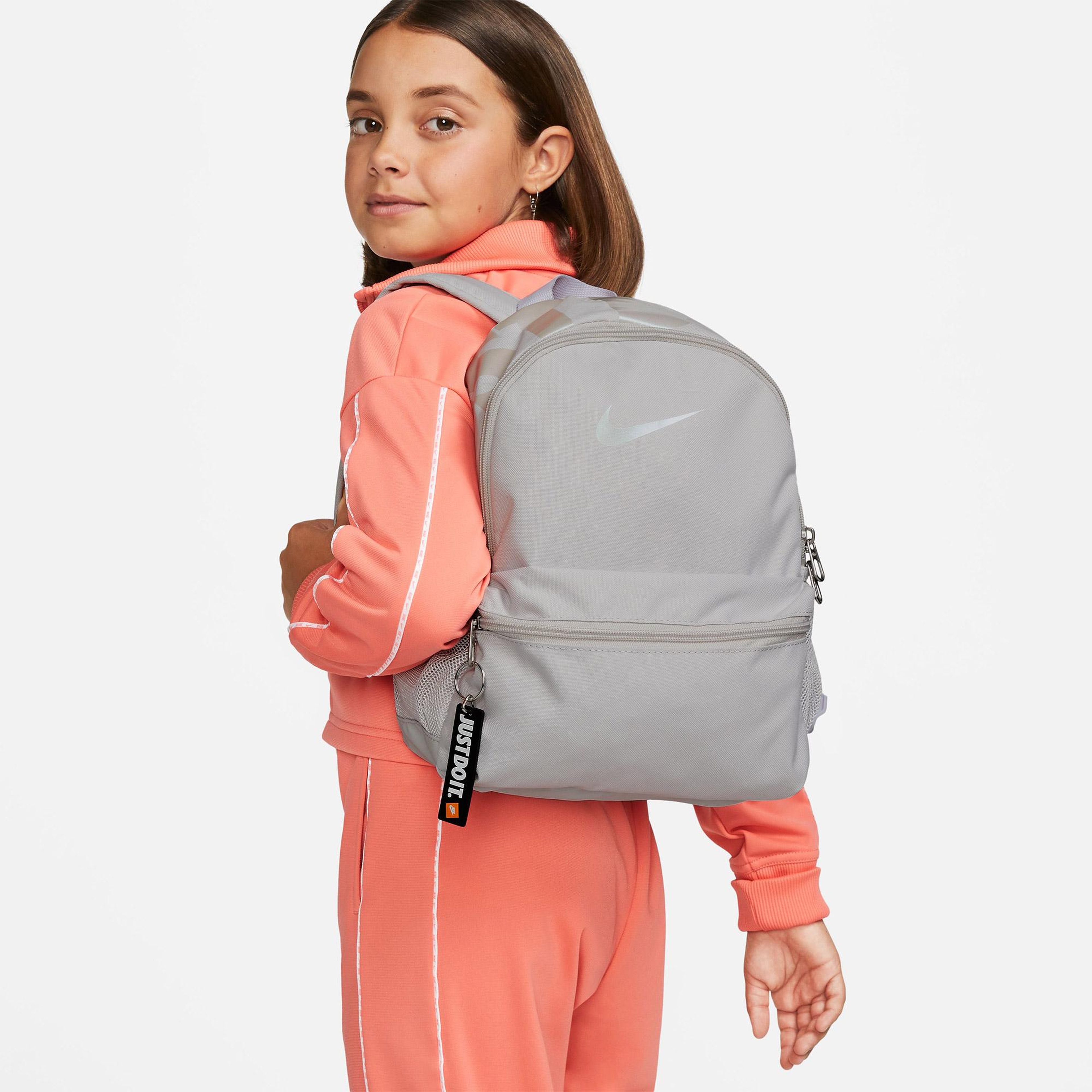 Nike Brasilia JDI Çocuk Gri Sırt Çantası