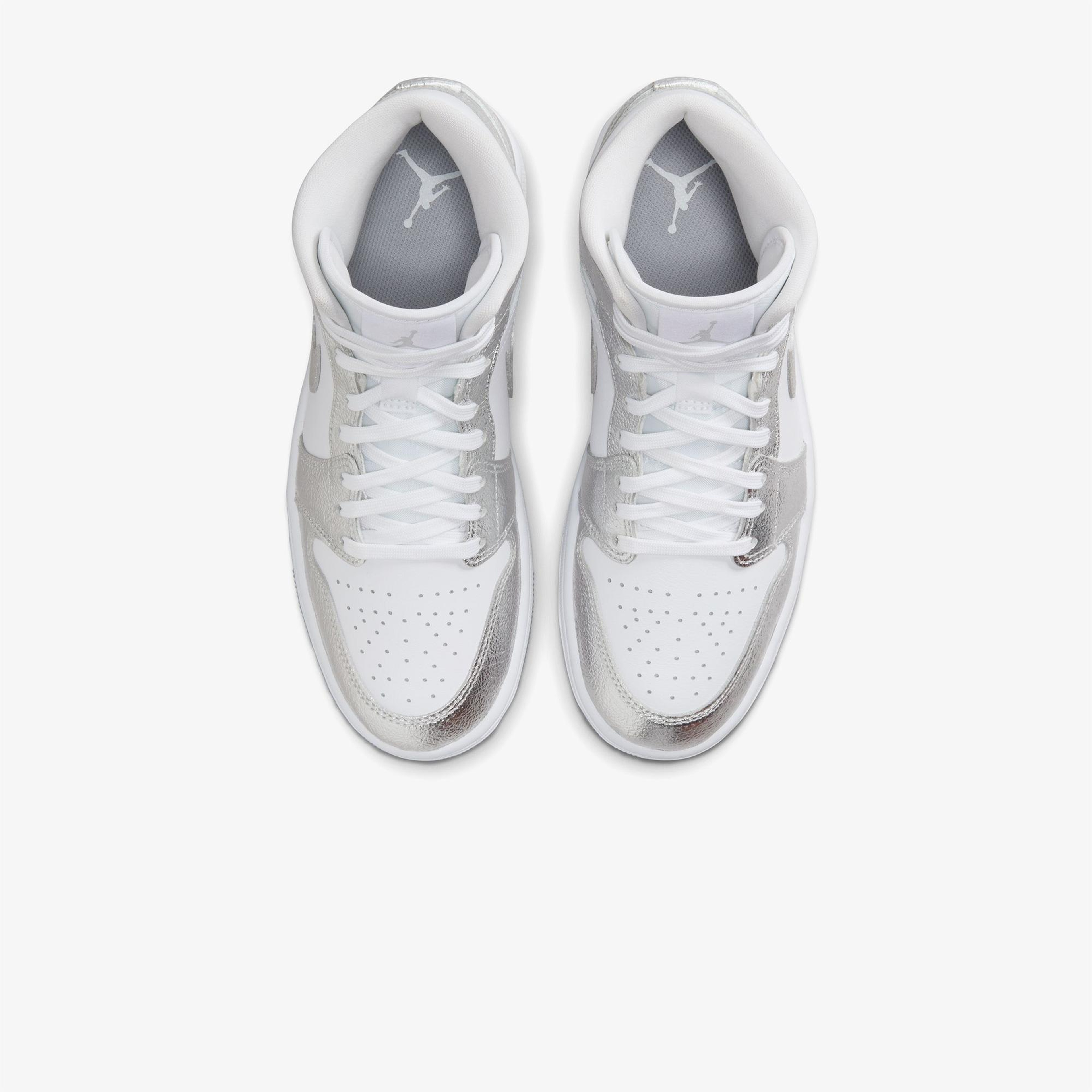 Jordan Air 1 Mid SE Kadın Beyaz Spor Ayakkabı
