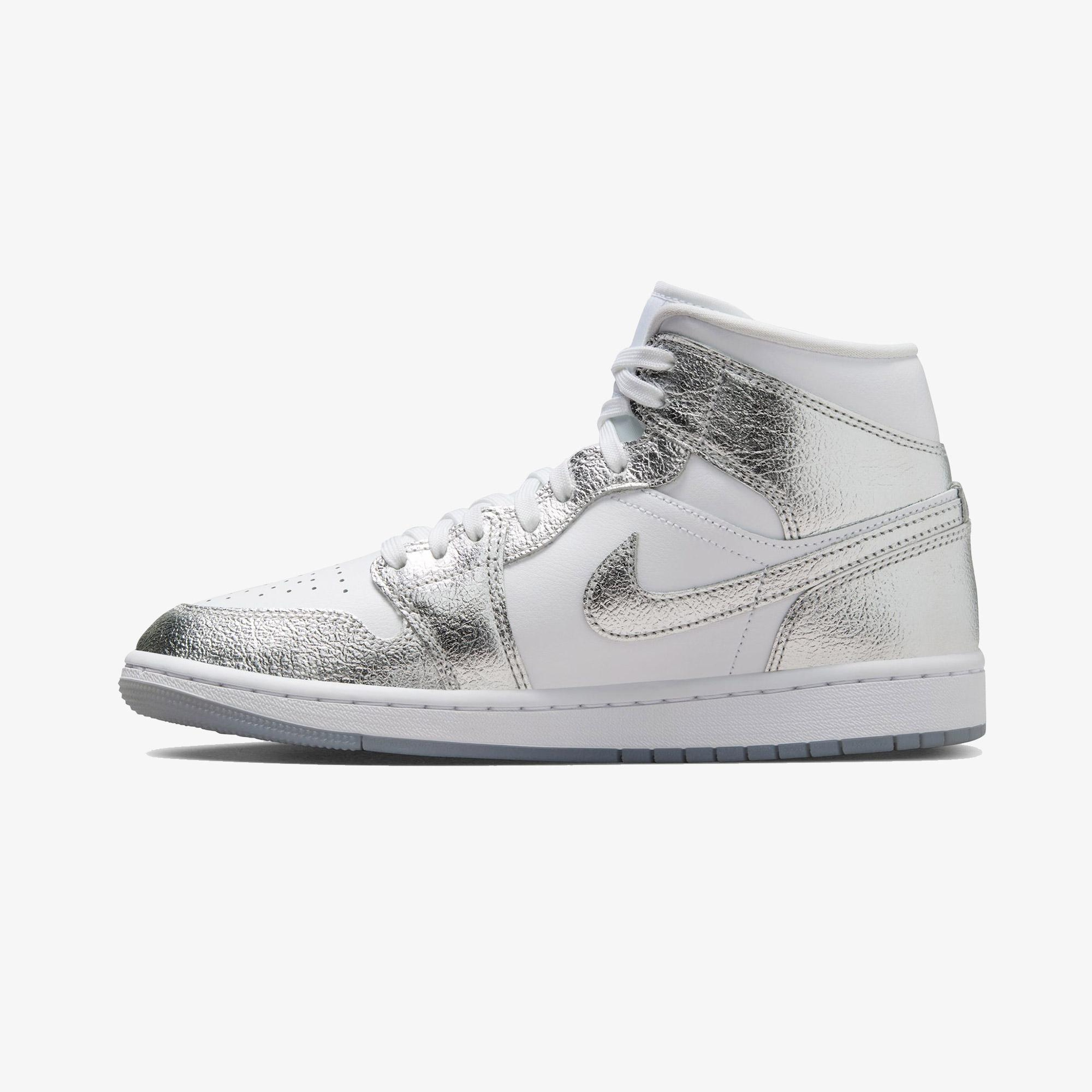 Jordan Air 1 Mid SE Kadın Beyaz Spor Ayakkabı