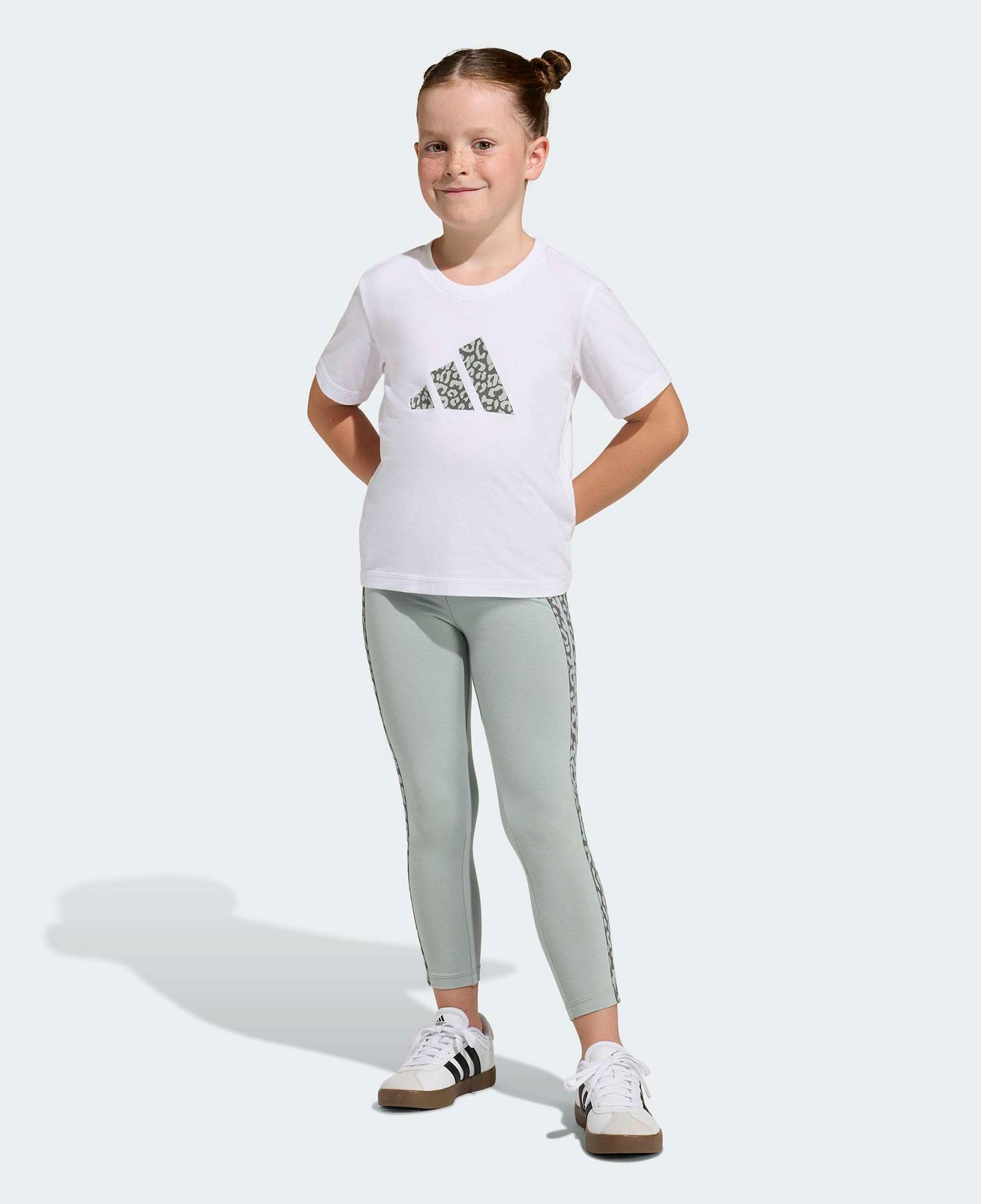 adidas Seasonals Çocuk Beyaz T-Shirt