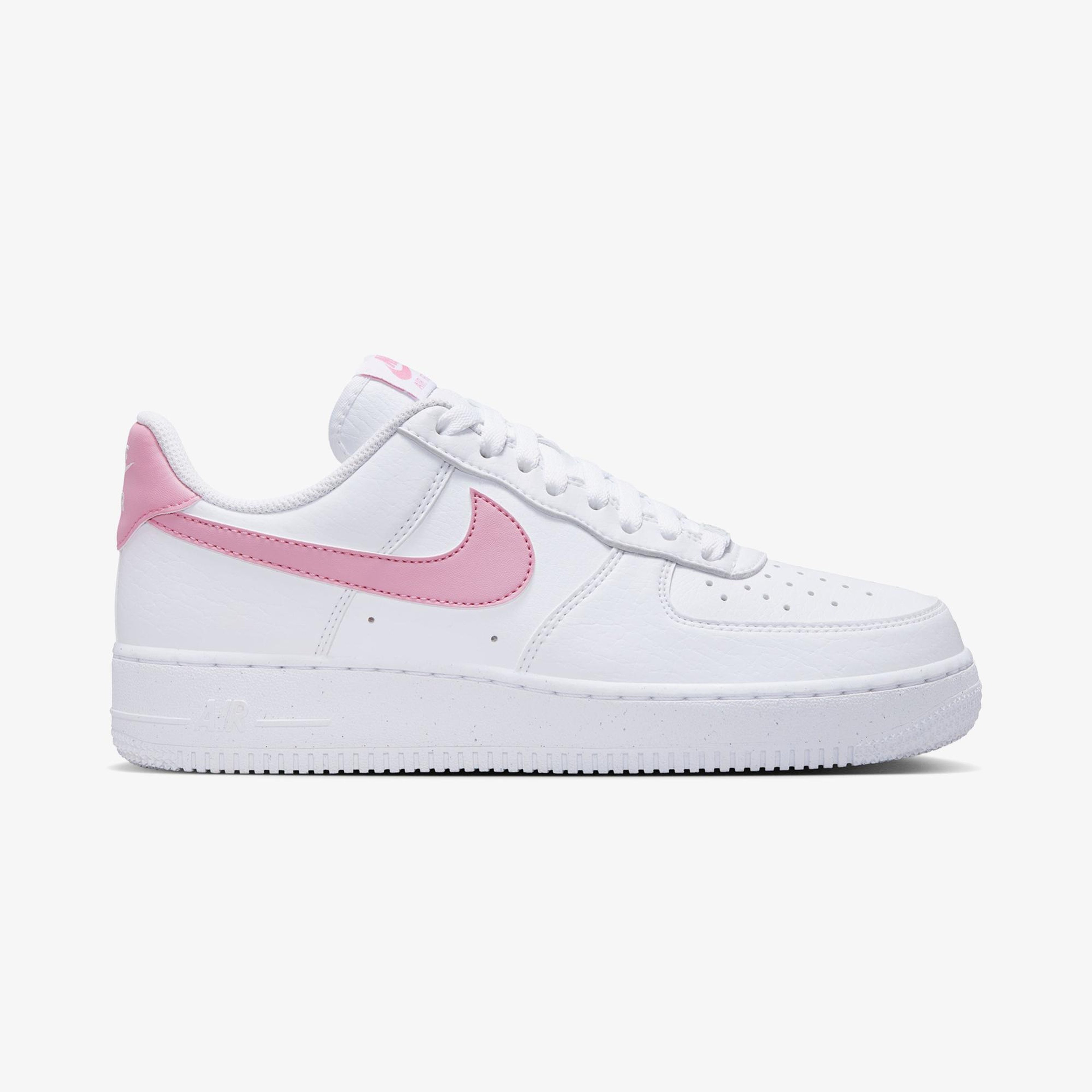 Nike Air Force 1 '07 Next Nature Kadın Beyaz Spor Ayakkabı