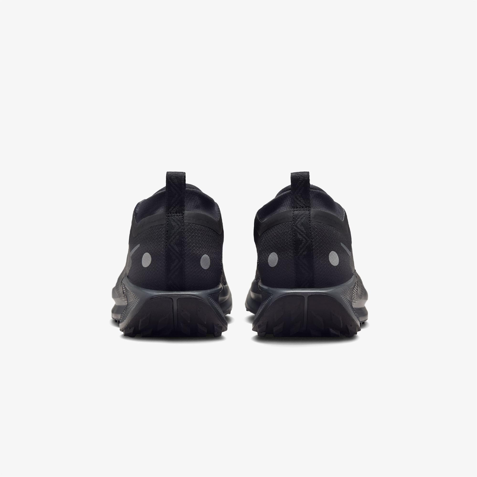 Nike Pegasus Trail 5 Gore-Tex Erkek Siyah Koşu Ayakkabısı