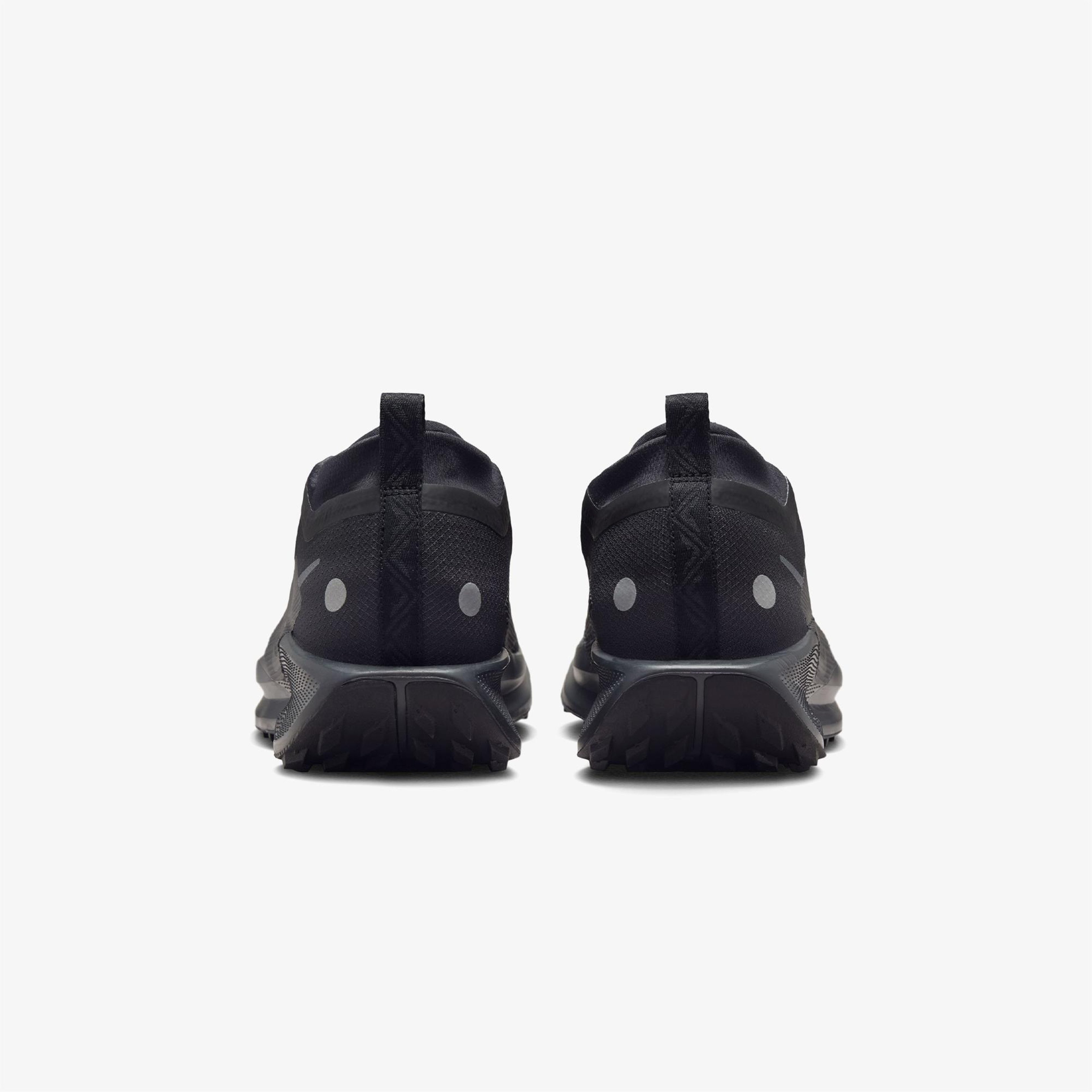 Nike Pegasus Trail 5 Gore-Tex Erkek Siyah Koşu Ayakkabısı