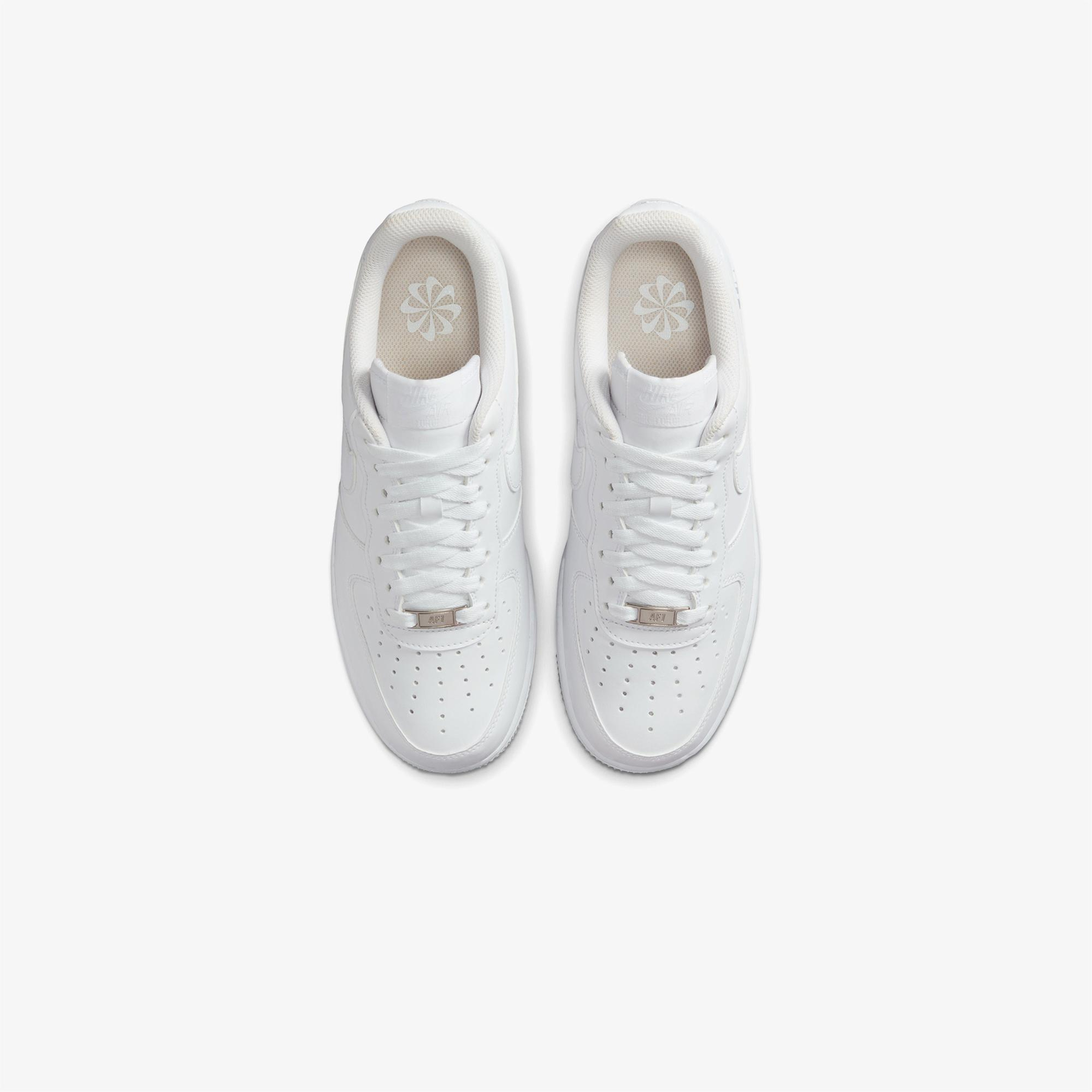 Nike Air Force 1 '07 Next Nature Kadın Beyaz Spor Ayakkabı