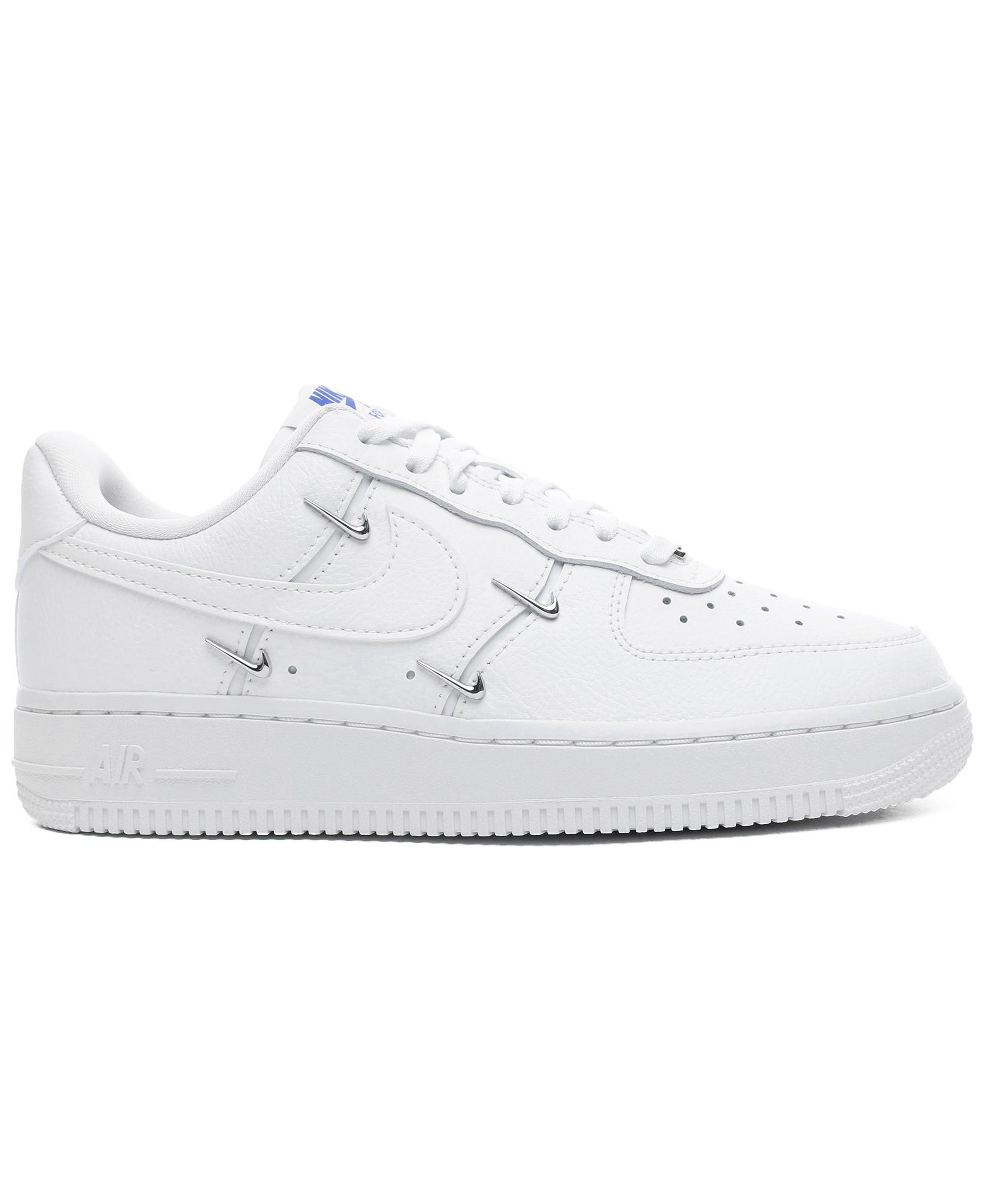 Nike Air Force 1 '07 Kadın Beyaz Spor Ayakkabı