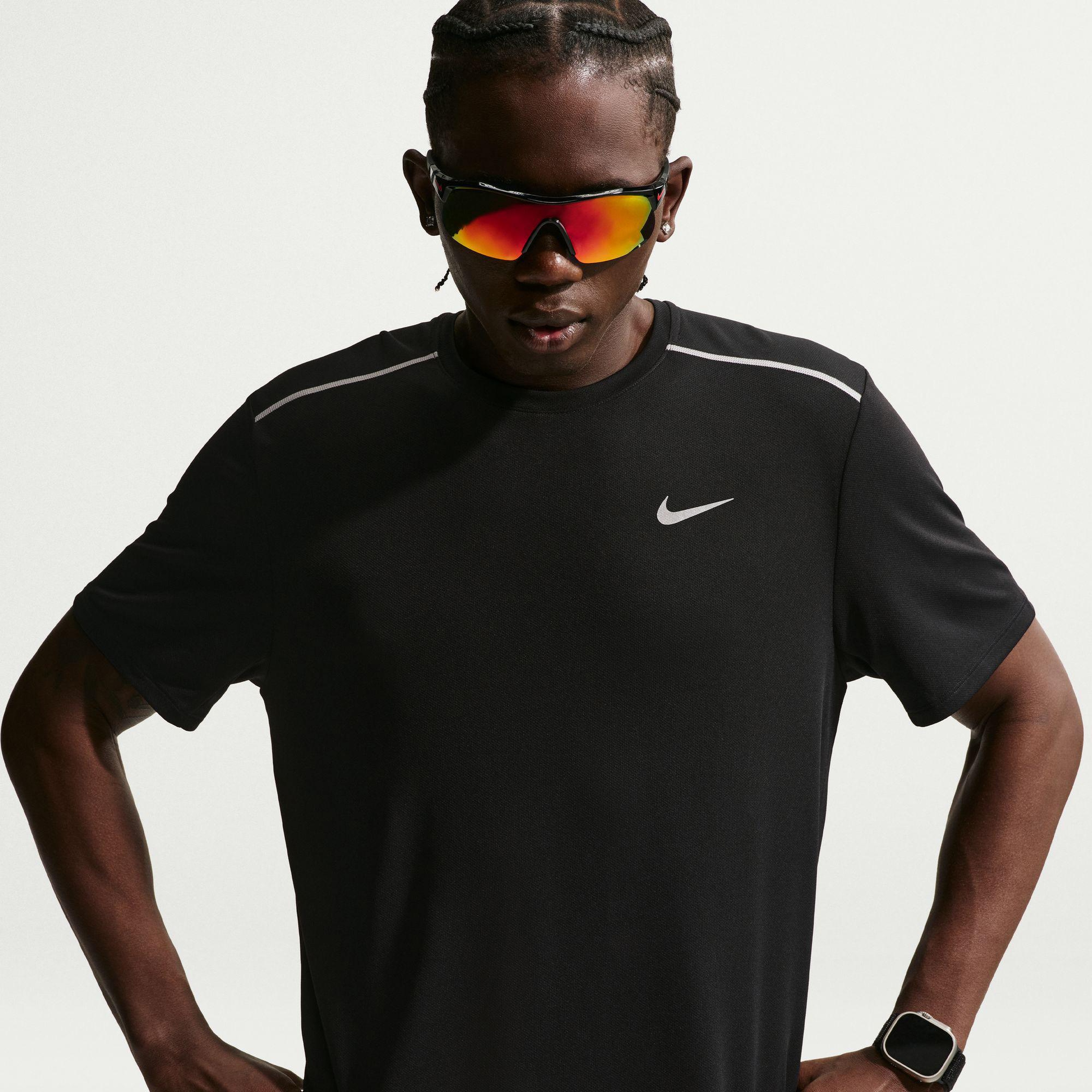 Nike Dri-Fit Miler Erkek Siyah T-Shirt
