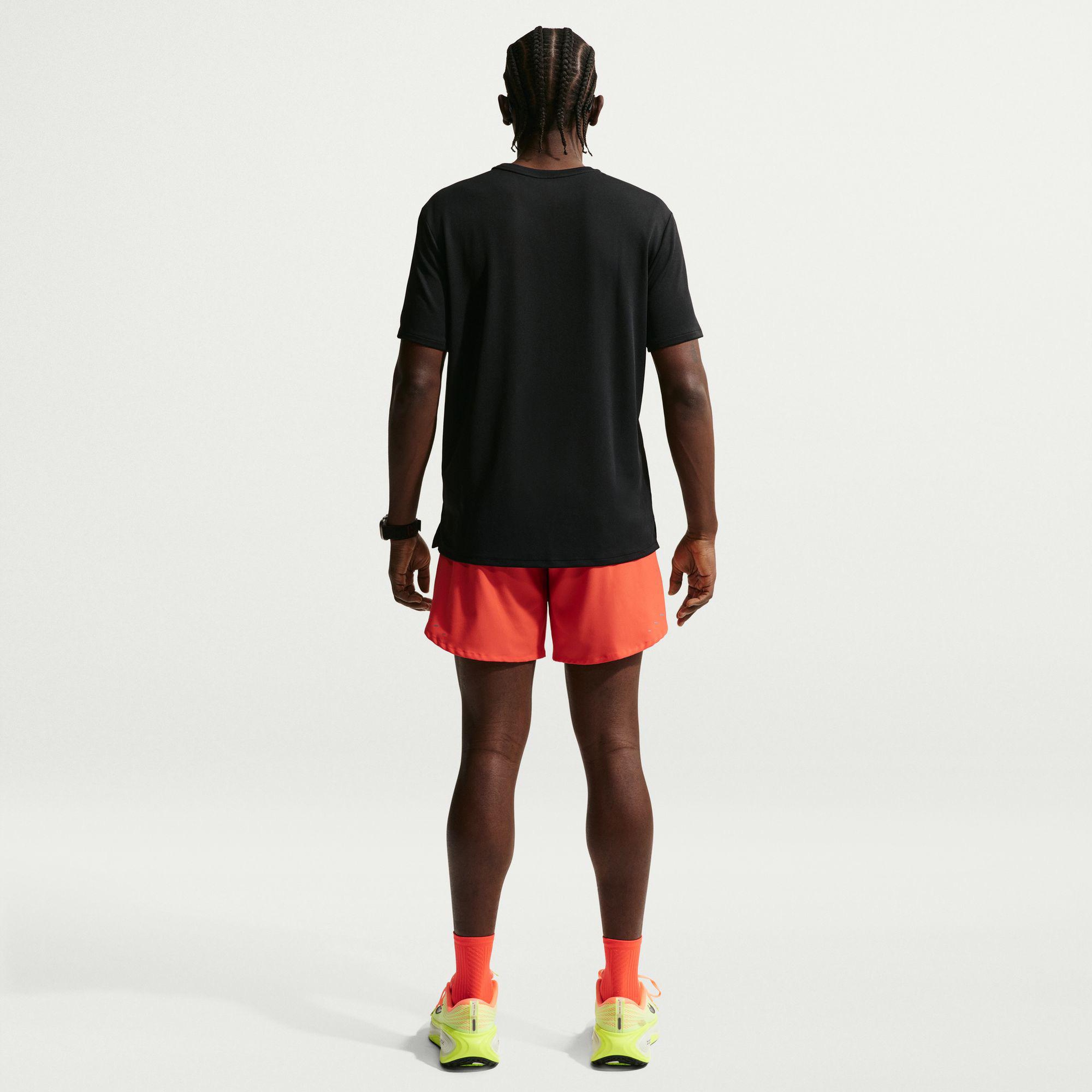 Nike Dri-Fit Miler Erkek Siyah T-Shirt