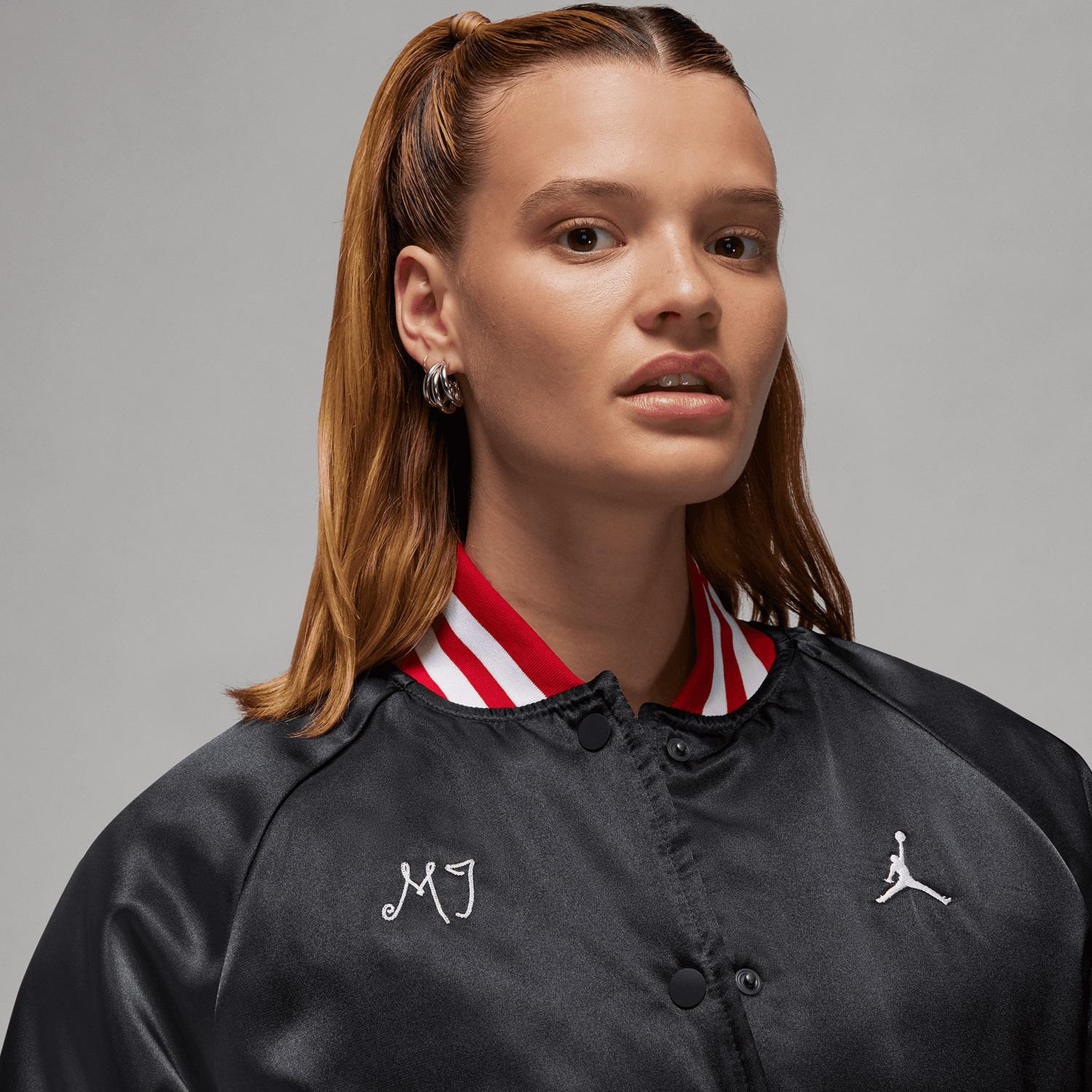 Jordan Varsity Kadın Siyah Ceket