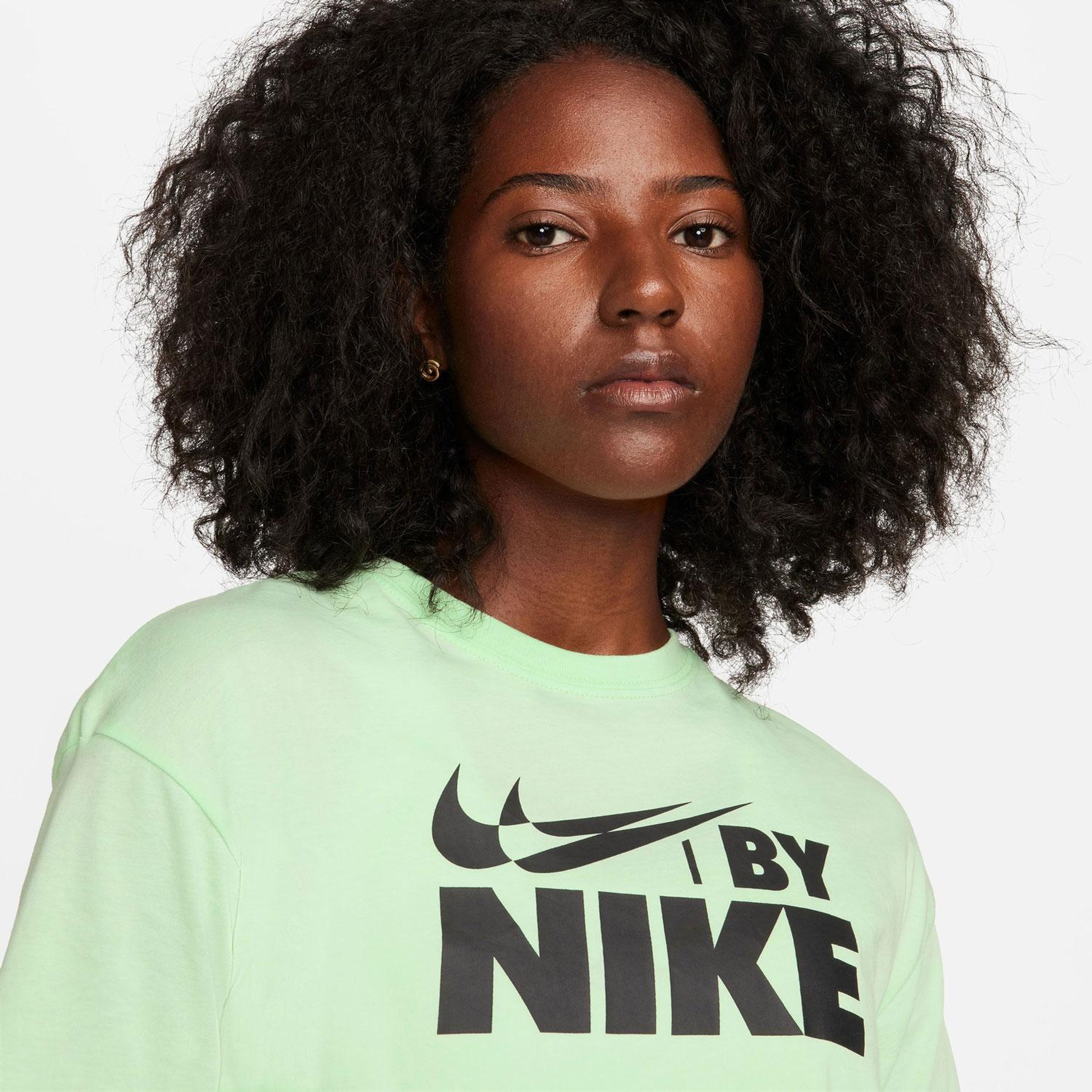 Nike Sportswear Kadın Yeşil T-Shirt