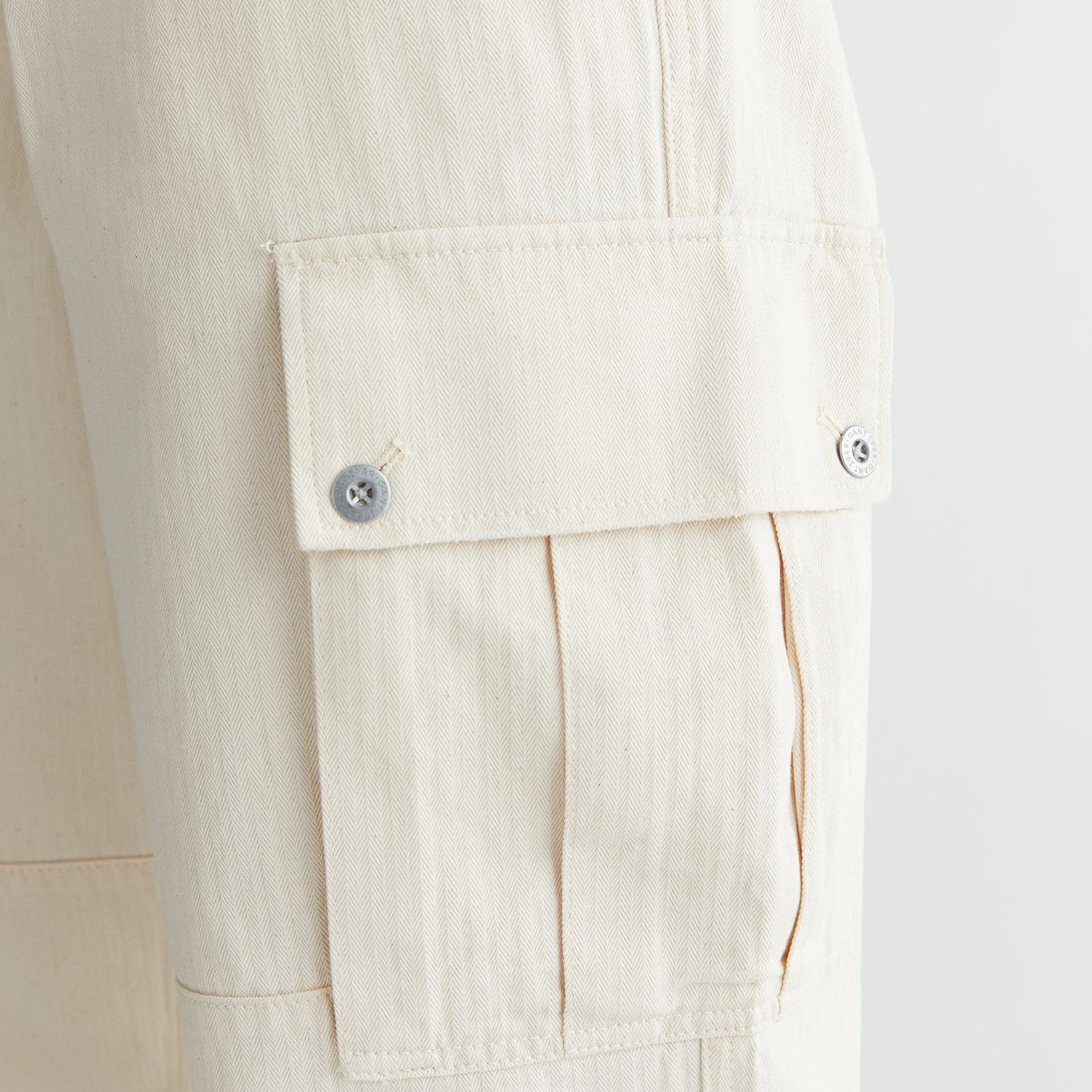 GANT Erkek Krem Relaxed Fit Kargo Pantolon